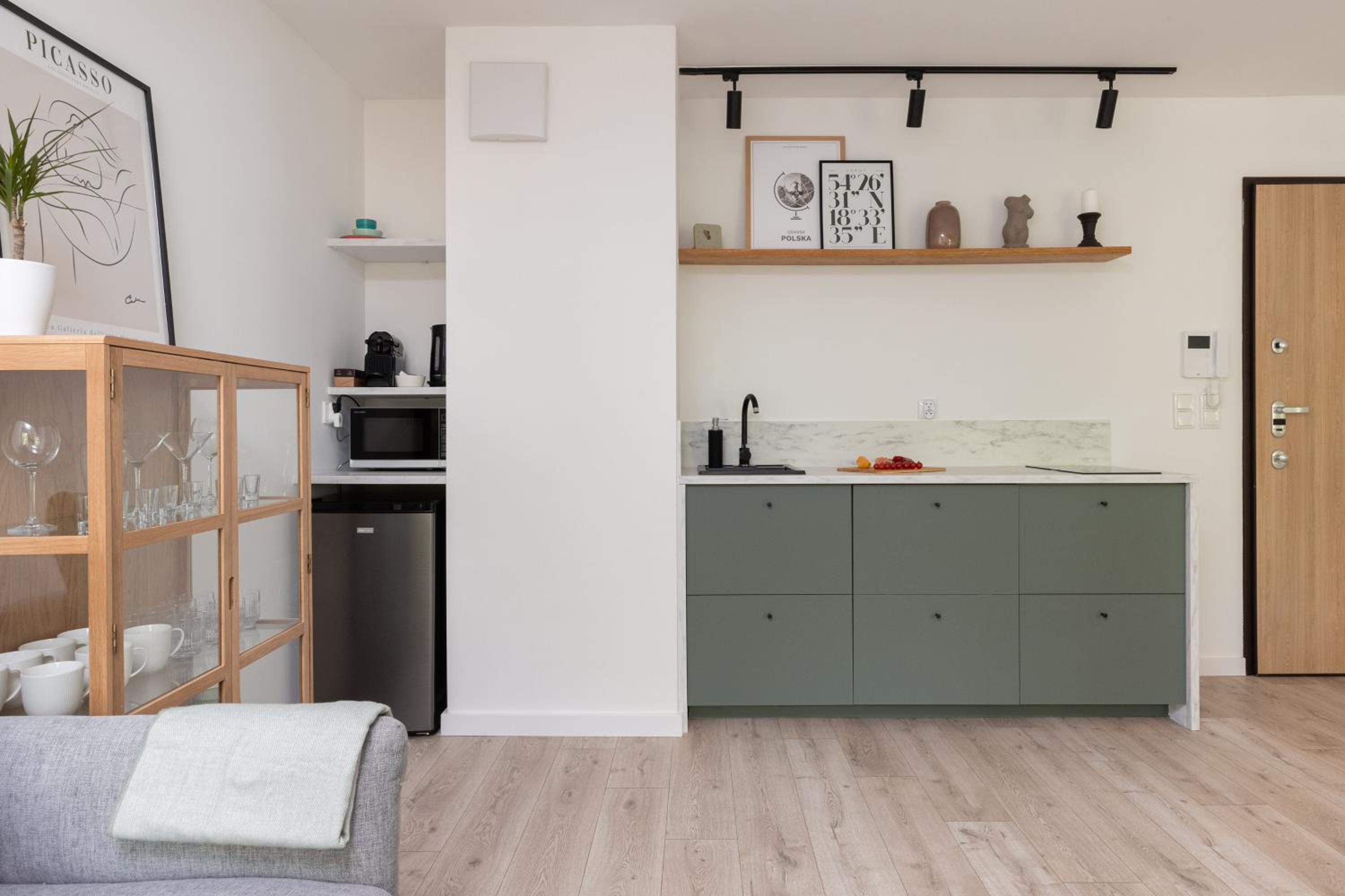 Awanport Estate Gdynia by Renters view 5