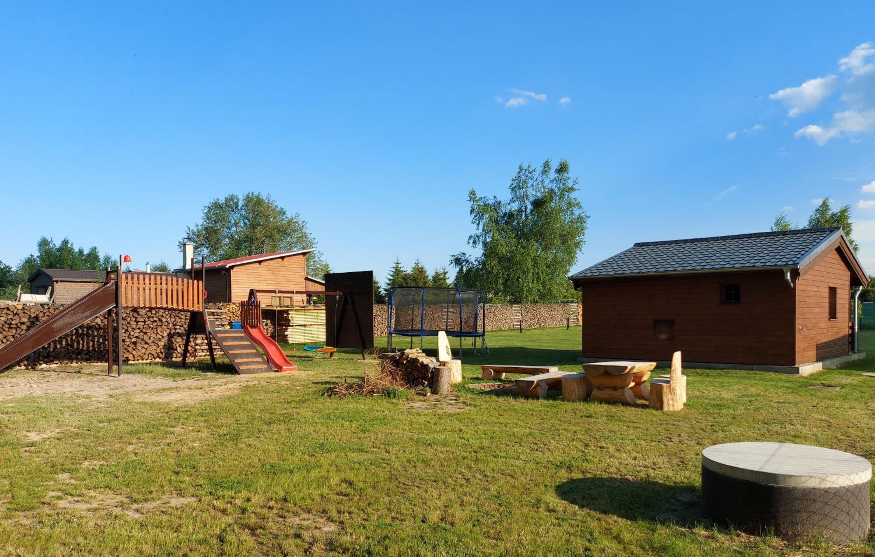 Chatička Evička