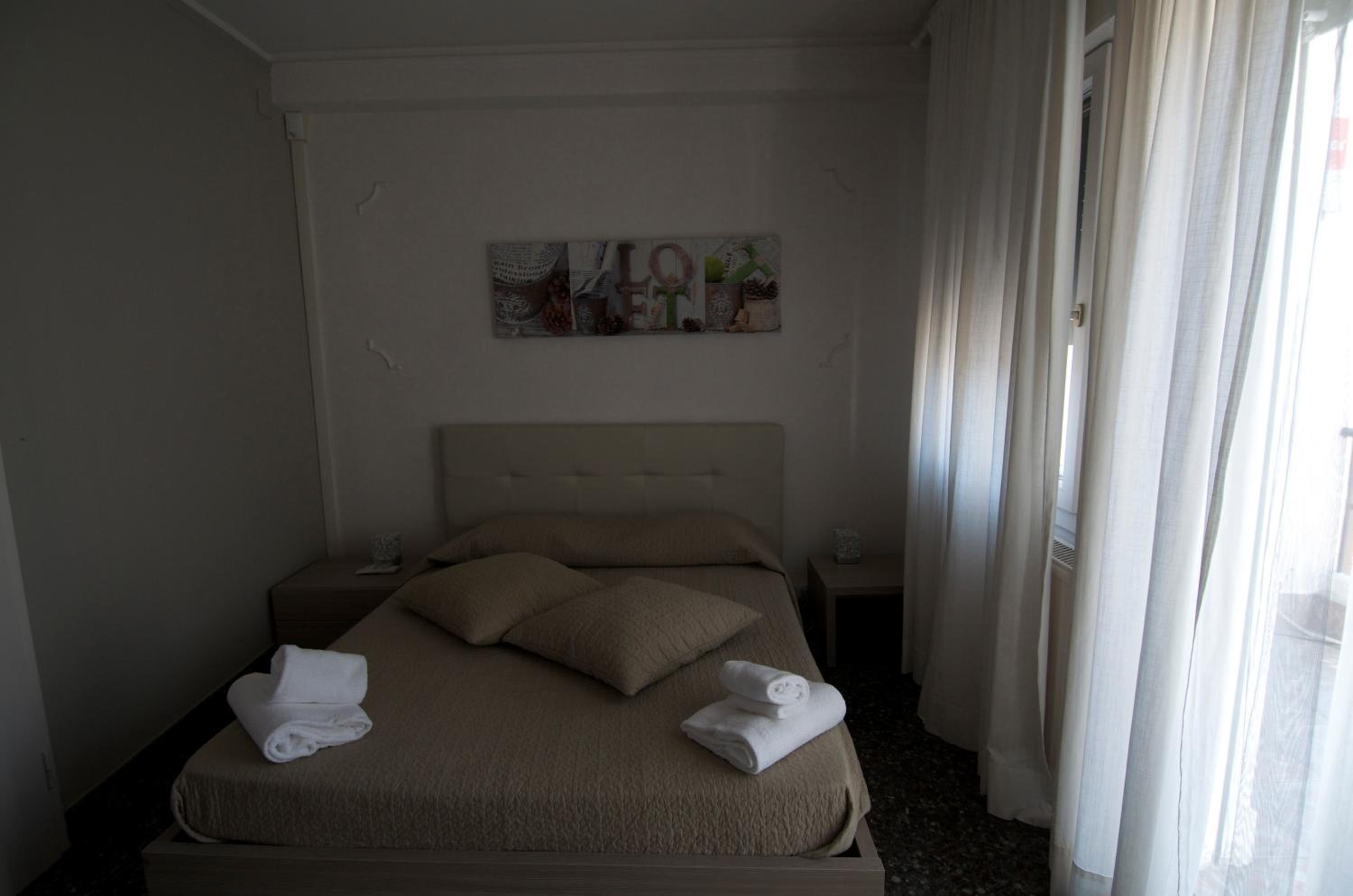 Al Portico Guest House
