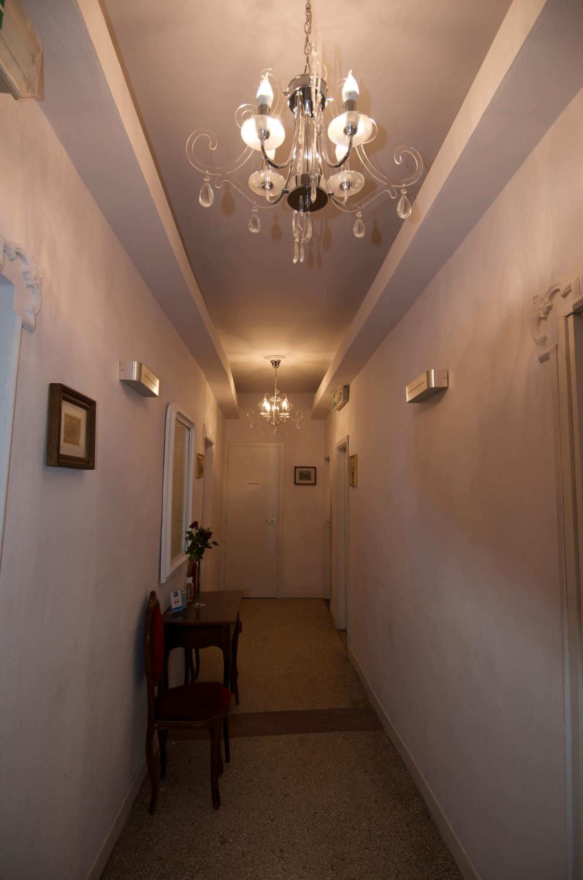 Al Portico Guest House