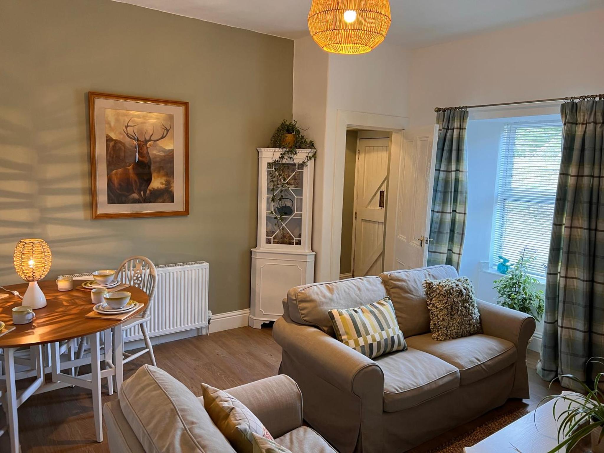 Berry View - Idyllic cosy cottage on berry farm view 5