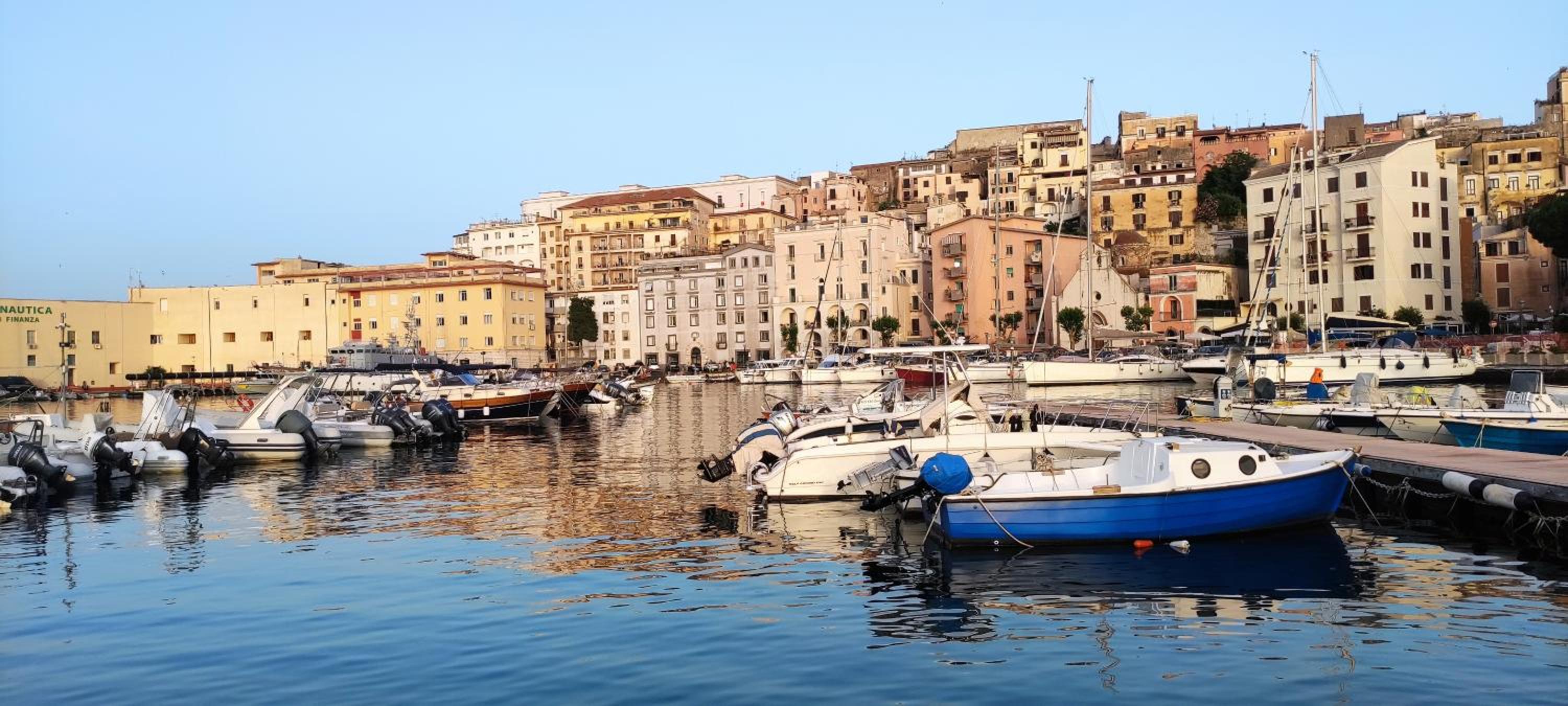 Casa Raja Gaeta Medievale photo 4
