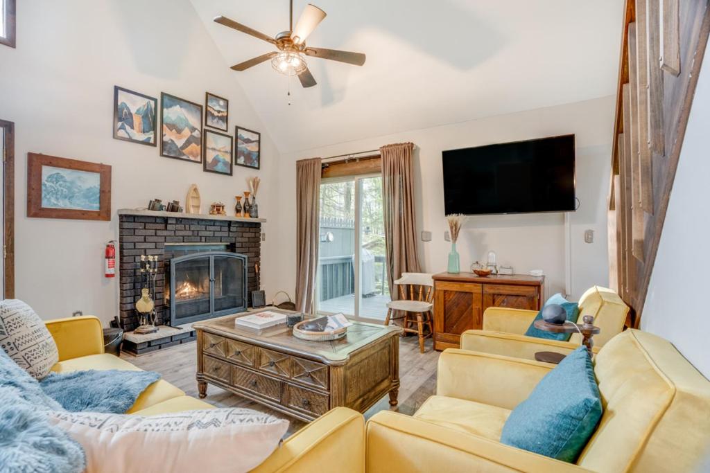 Elmwood Elmwood Escape A Cozy Retreat at The Hideout