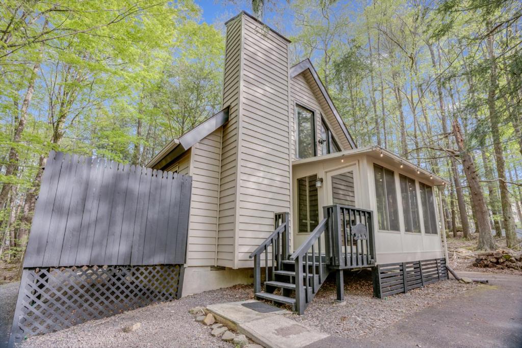 Elmwood Elmwood Escape A Cozy Retreat at The Hideout