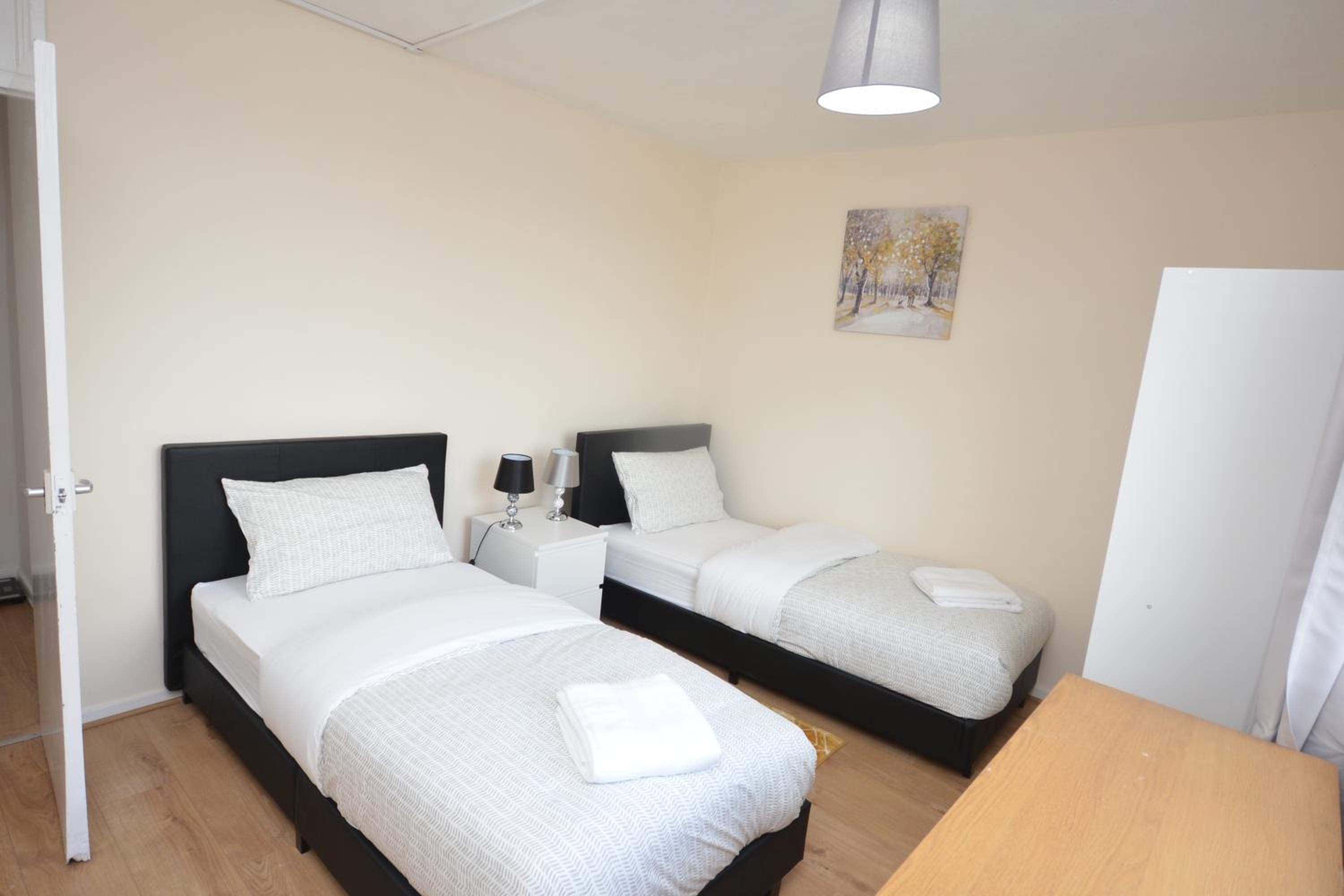 Beautiful Two Bedroom Flat in Brixton London