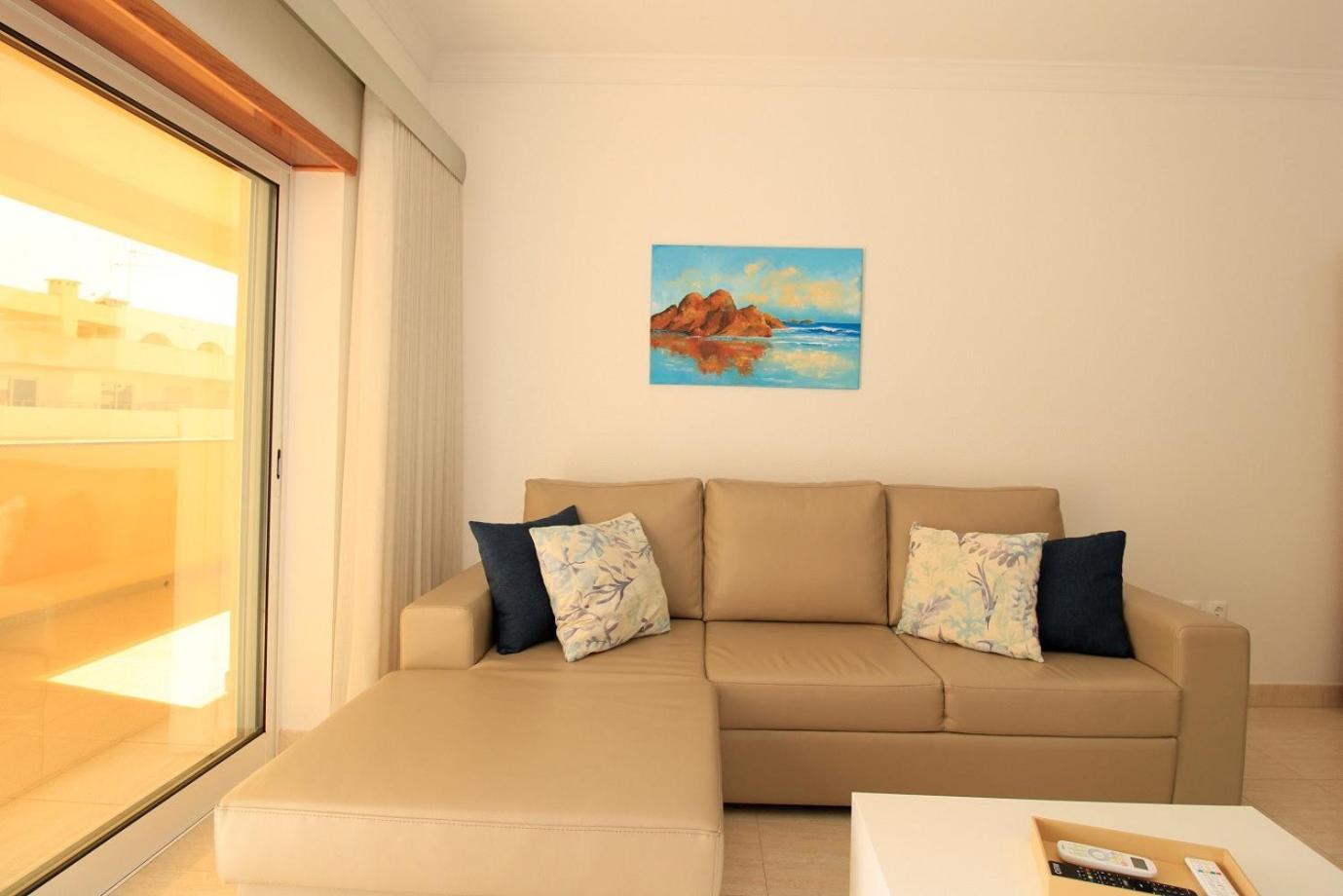 Armação de Pêra Brightness With Pool by Homing view 3