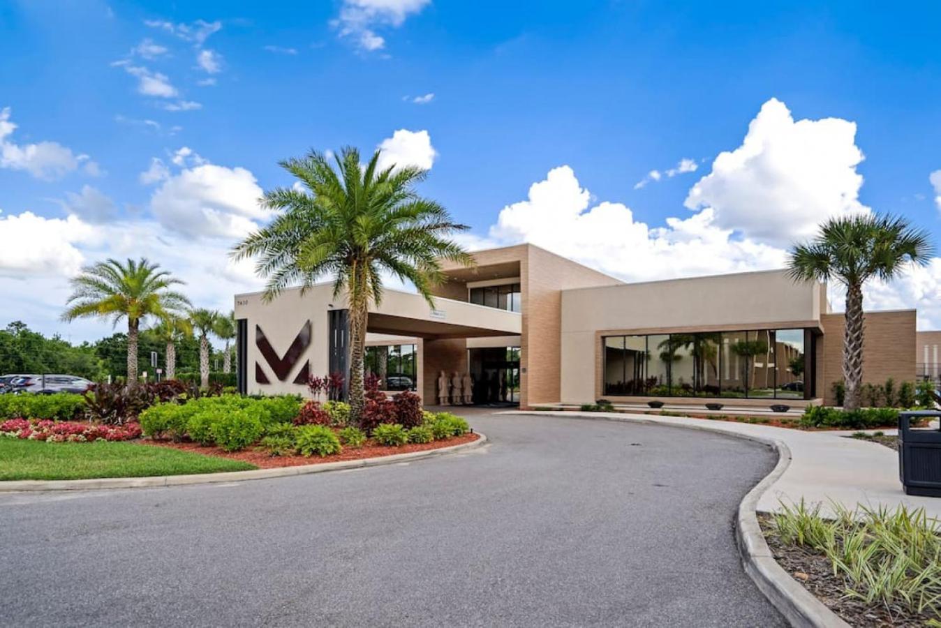 Magic Village Dream Disney Stay Resort Pool & BBQ Grill