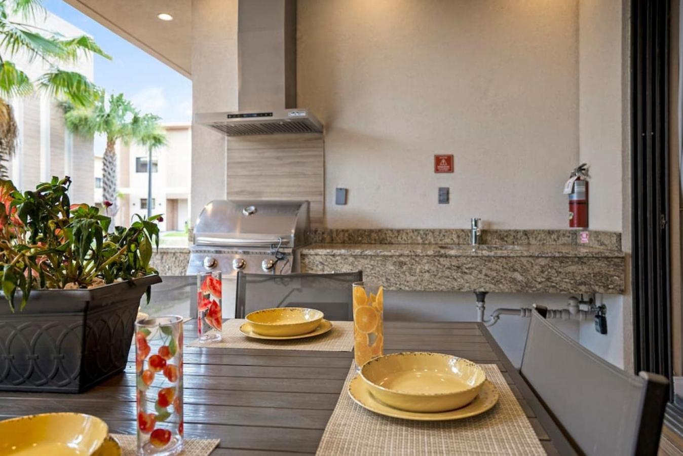 Magic Village Dream Disney Stay Resort Pool & BBQ Grill