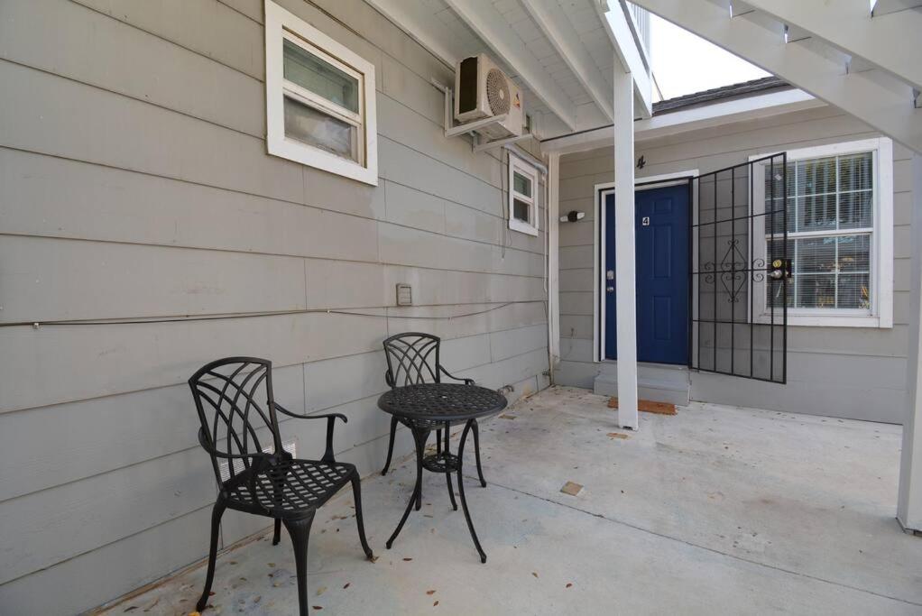 SuperValue Suite #4 @ East End Revitalized view 2