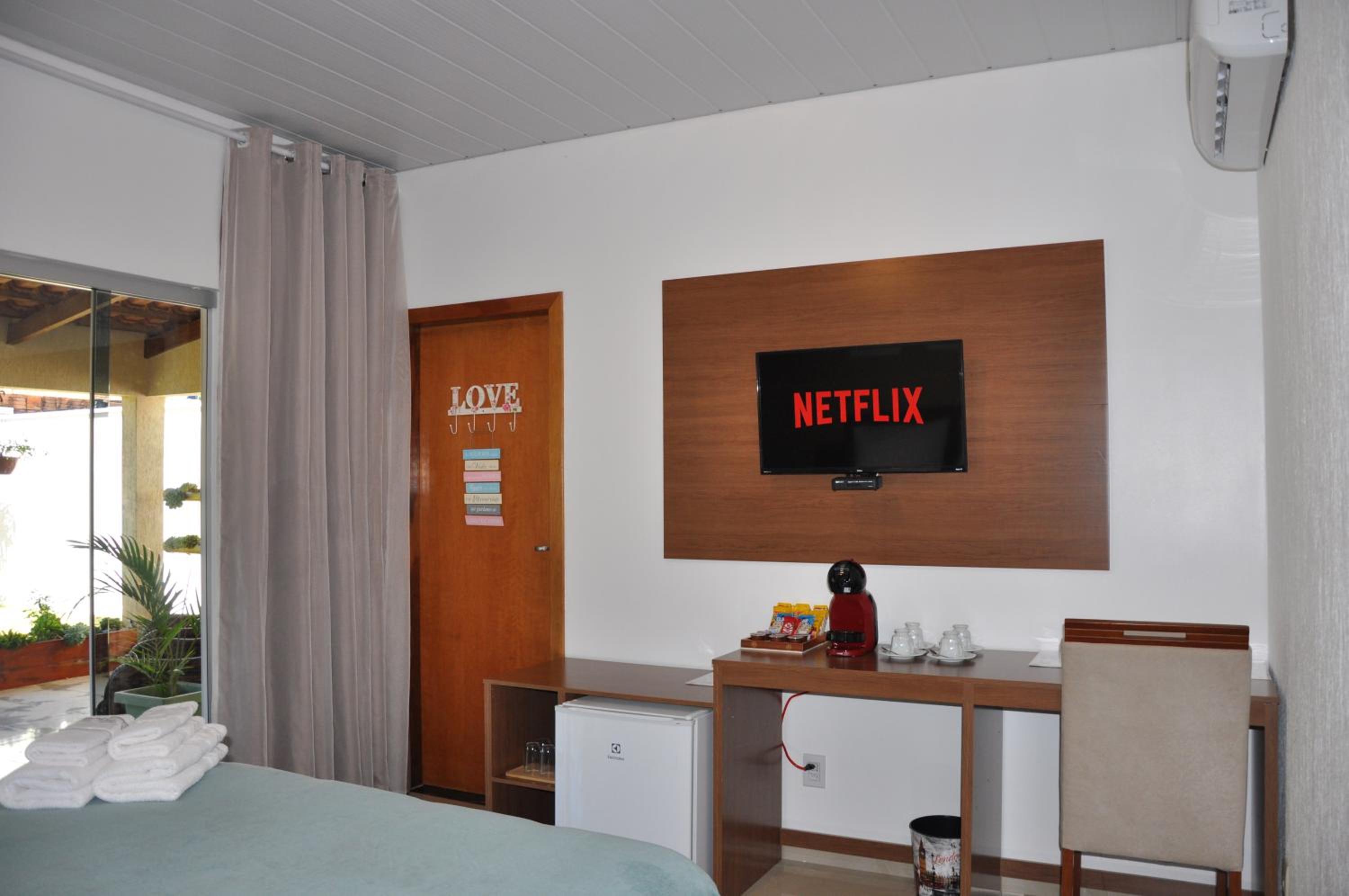 Pousada Suites Bougainville