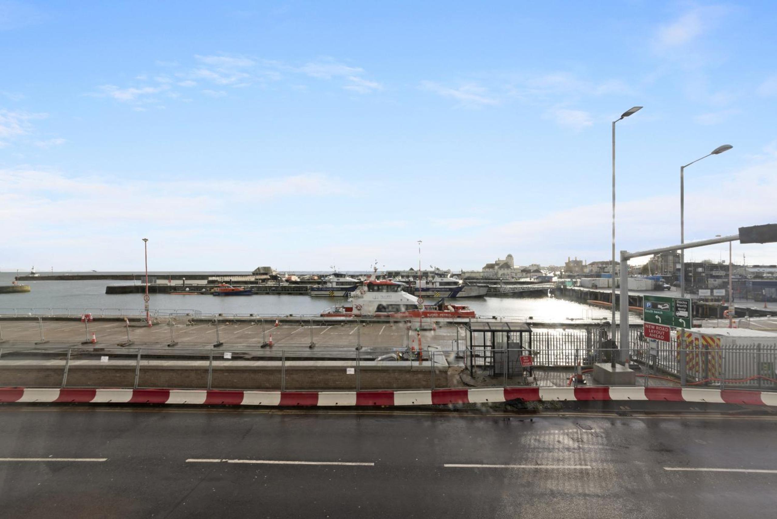 K Suites - Waveney Chambers 1 view 4