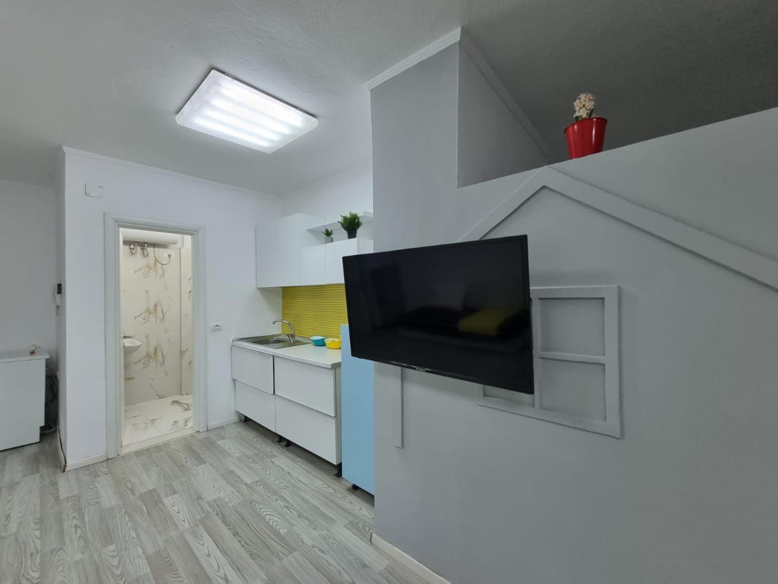 Party guesthouse for big groups