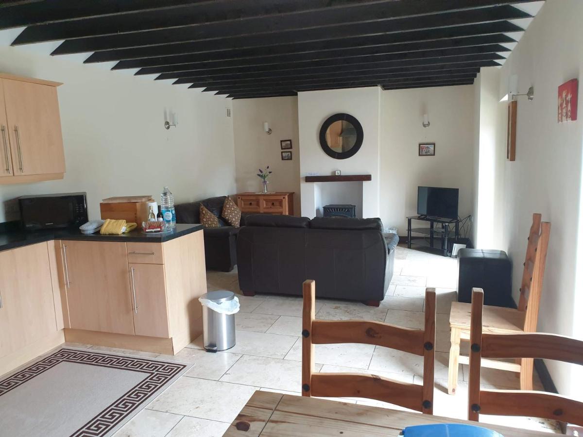 Fat Ox Cottage view 3