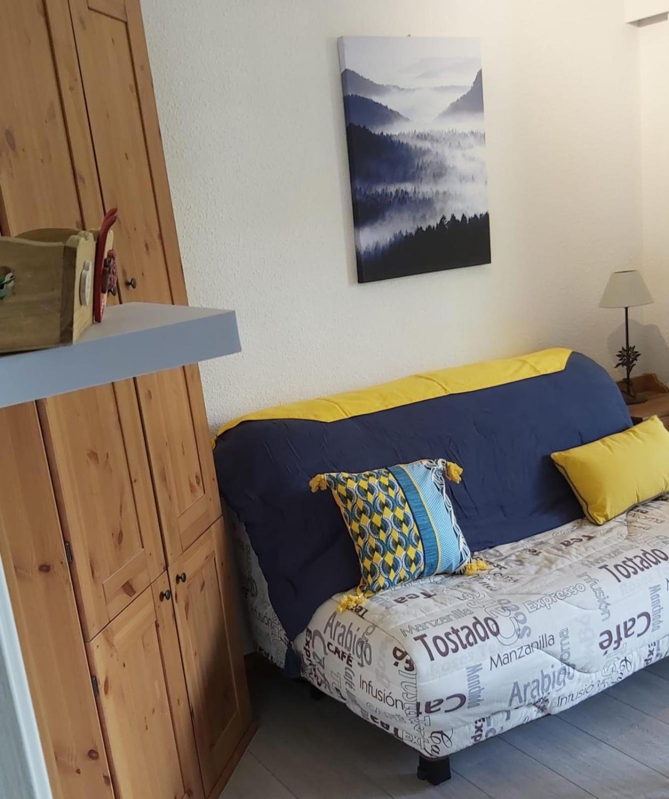 Beautiful studio with balcony in Briançon view 3