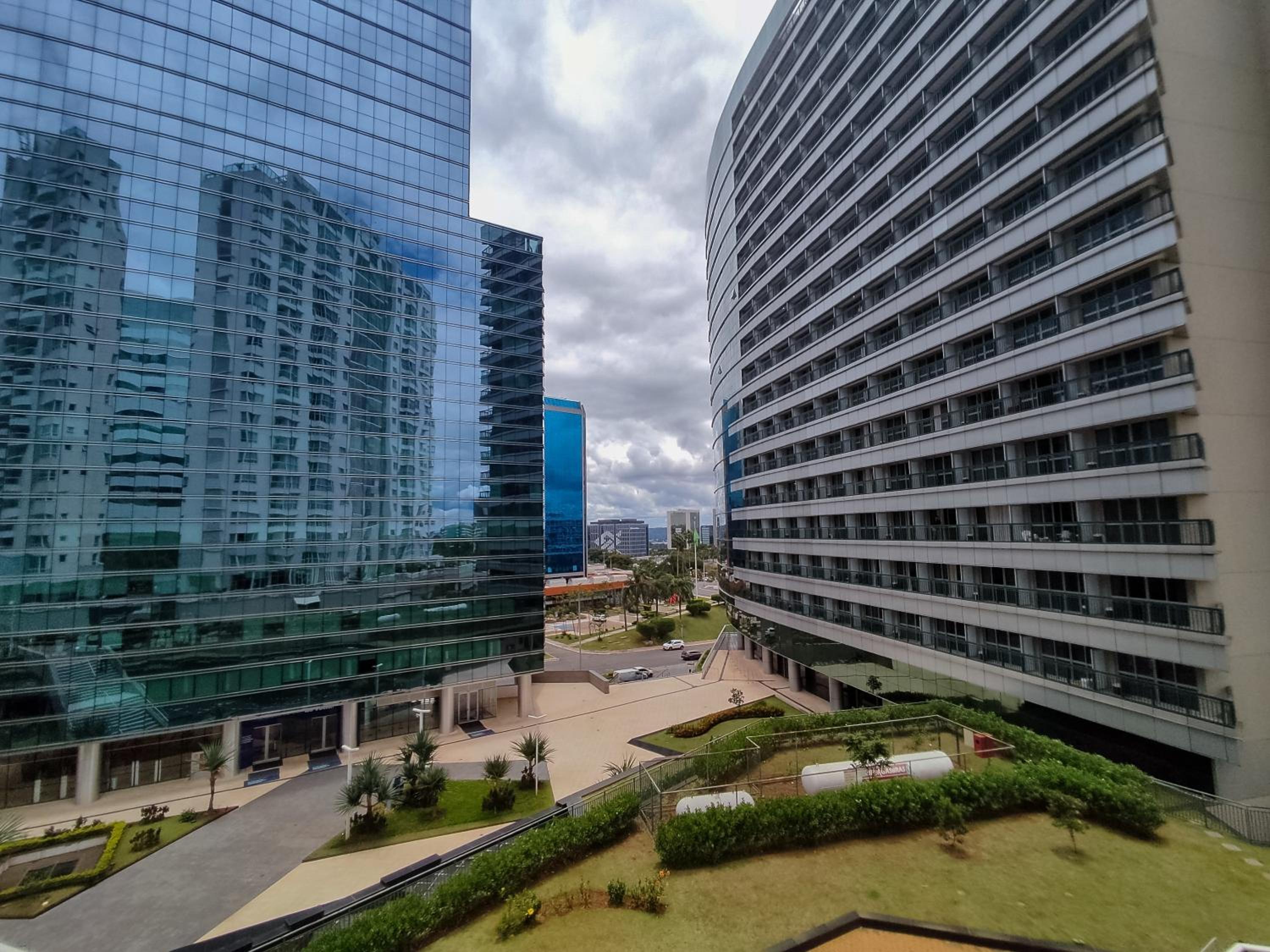 Hotel Saint Moritz. Apartamento charmoso no centro de Brasília. - Image 1