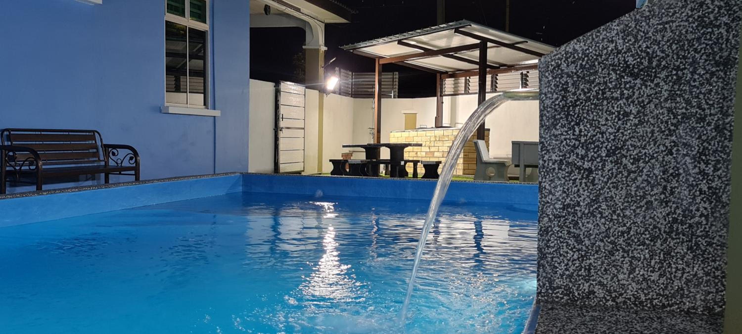 Rest n Splash by Home Stay Cikgu D'Inapan Kijang photo 3