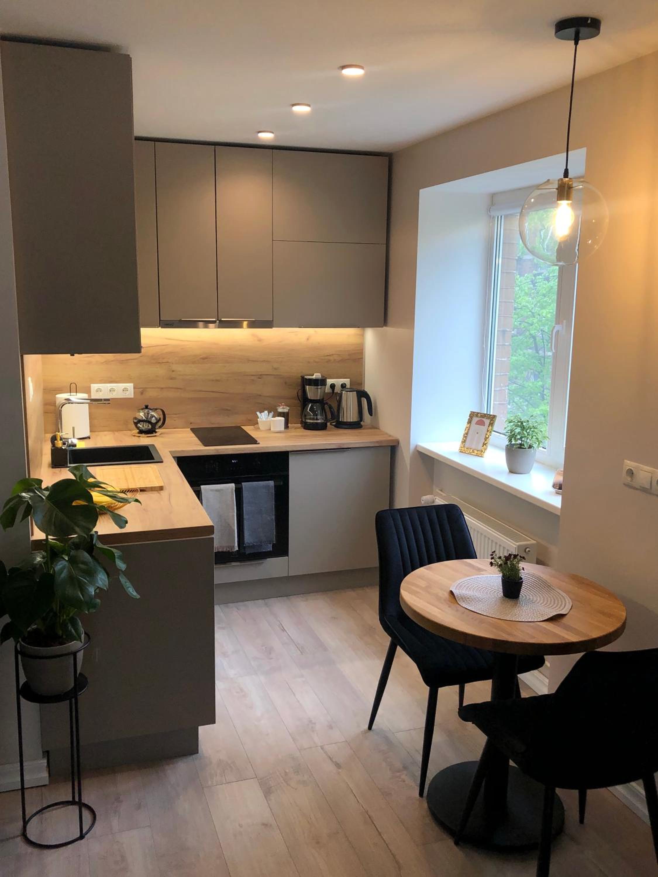 Modern studio apartment near the beach - 5 min walk view 4