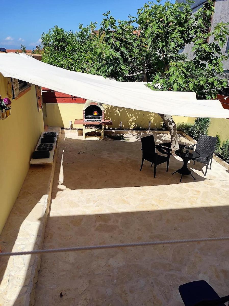 LuMar Holidays and Apartments view 5