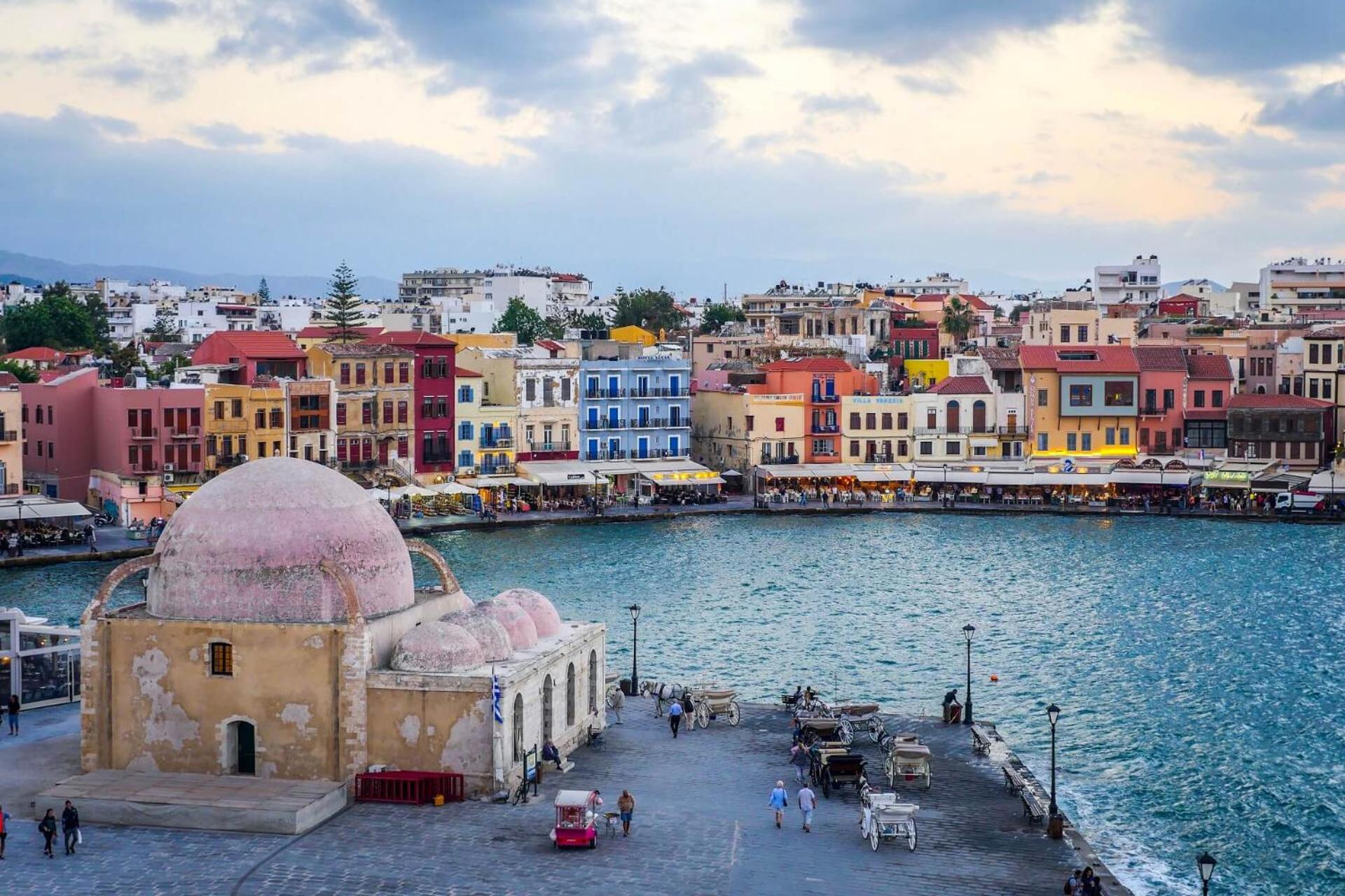 Antigone's Lux Home 10mins walk to beach, old town, city