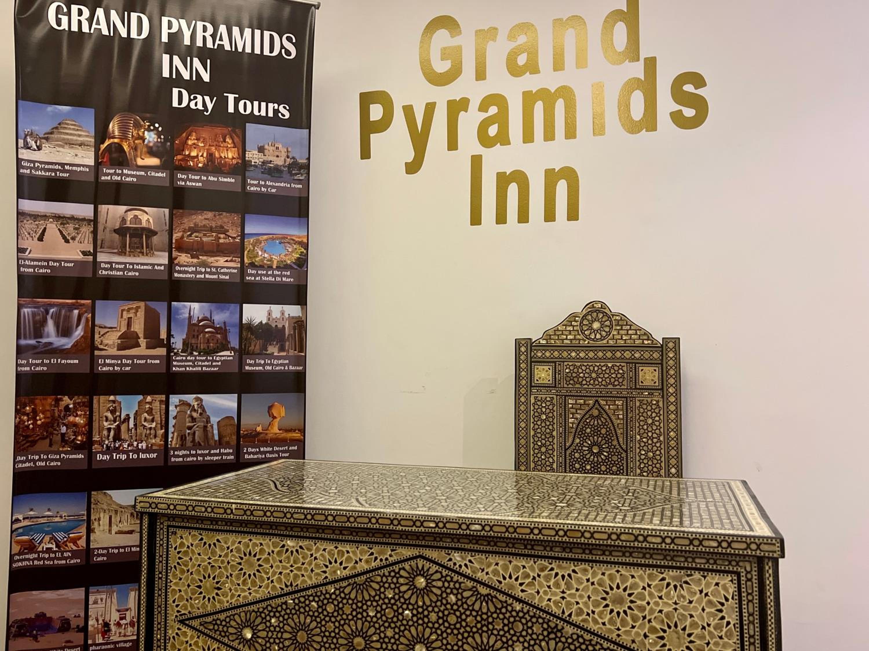 Grand Pyramids Inn