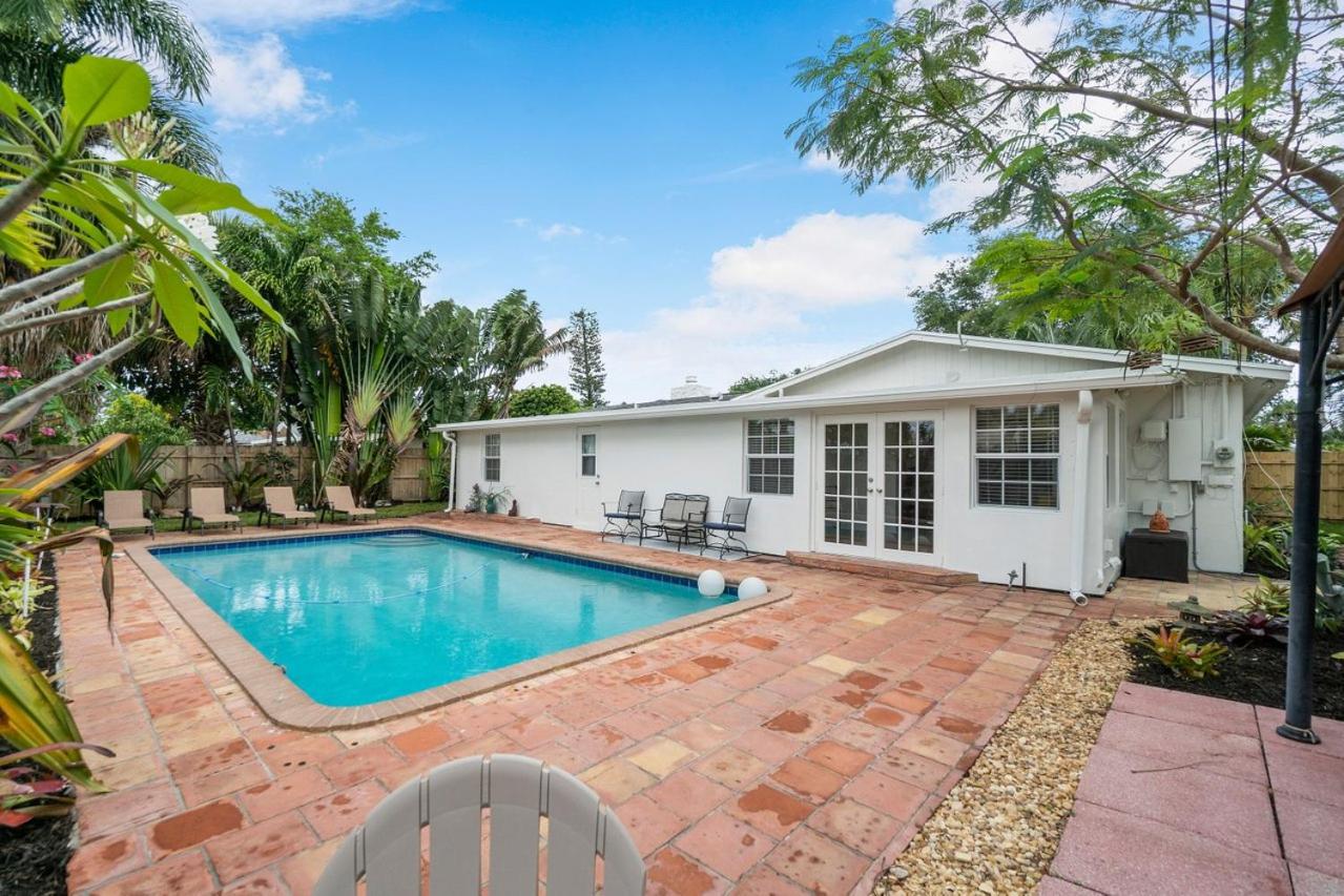 Chic Coastal - Heated Pool per request, Near PGA  Everything! - Property Image 34