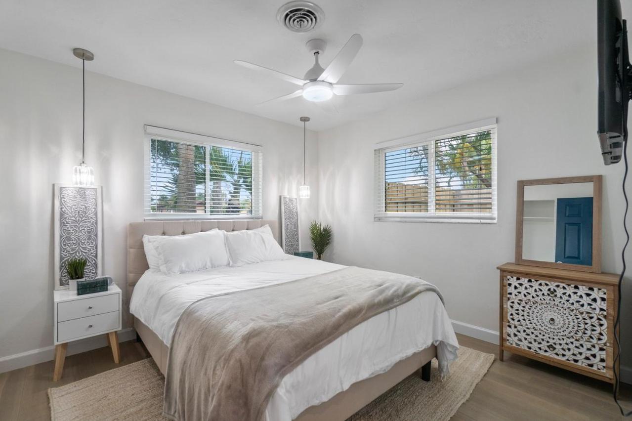 Chic Coastal - Heated Pool per request, Near PGA  Everything! - Property Image 31