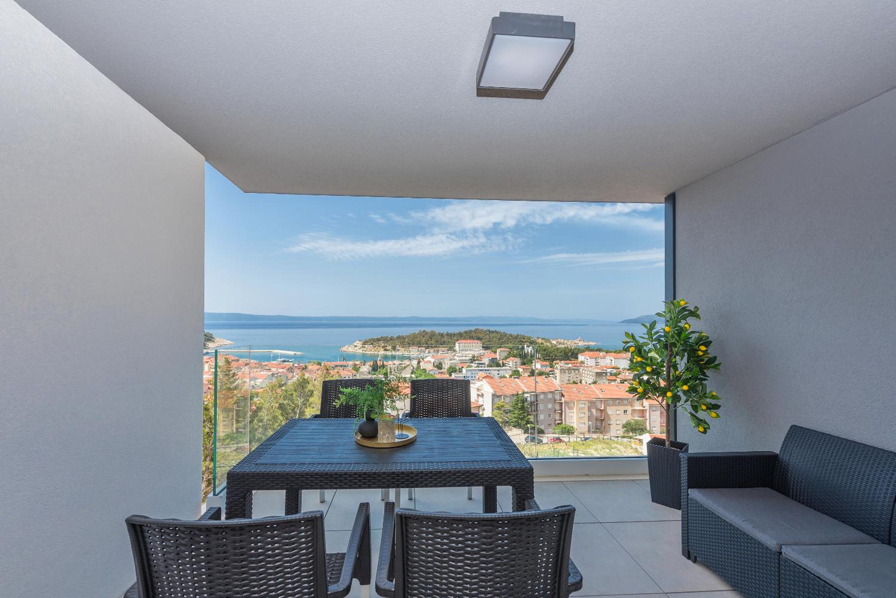 Luxury Apartment LEMON Sea & City view view 3