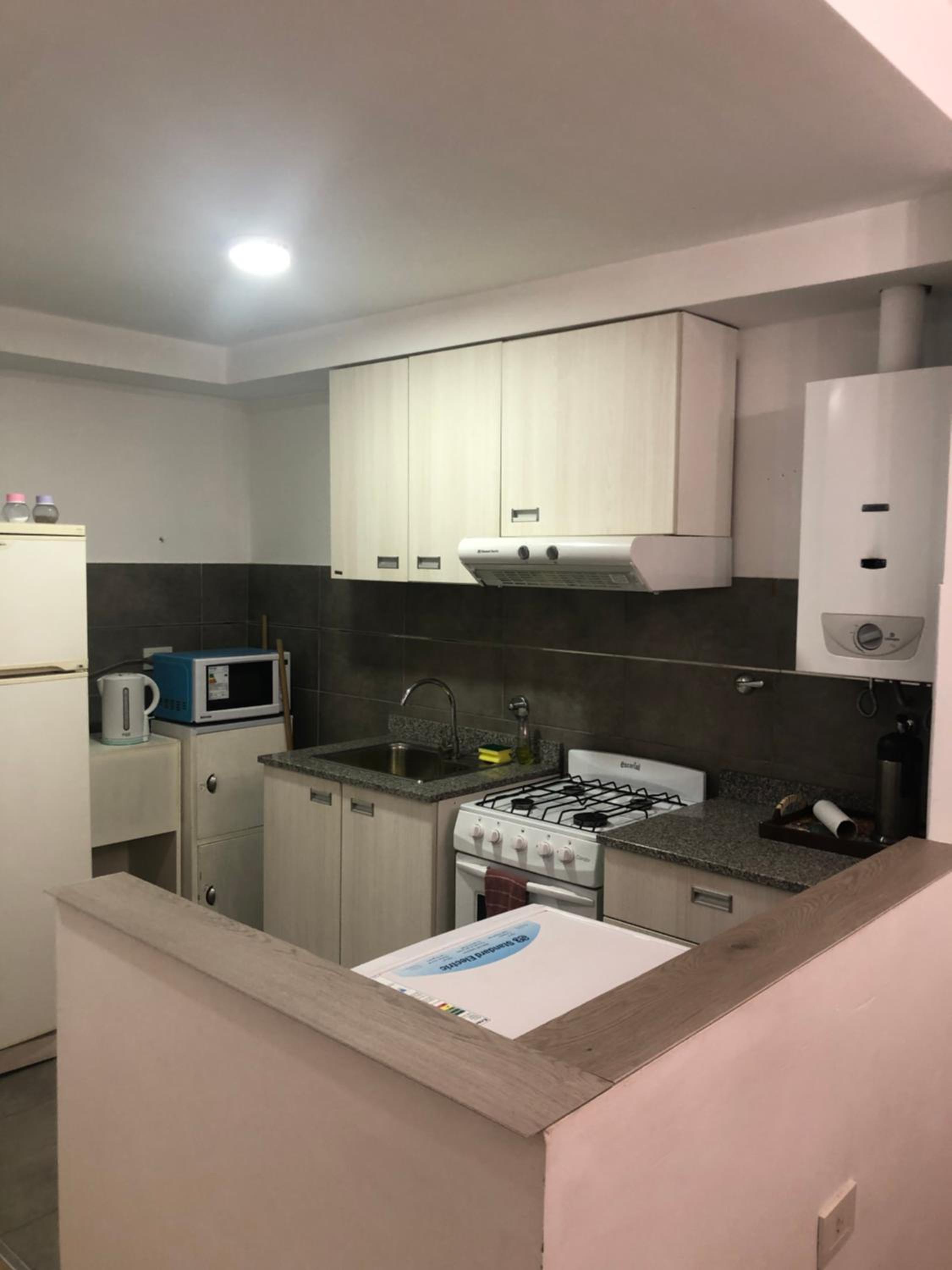 Departamento en Santa Fe, Capital. Con cochera y pileta
