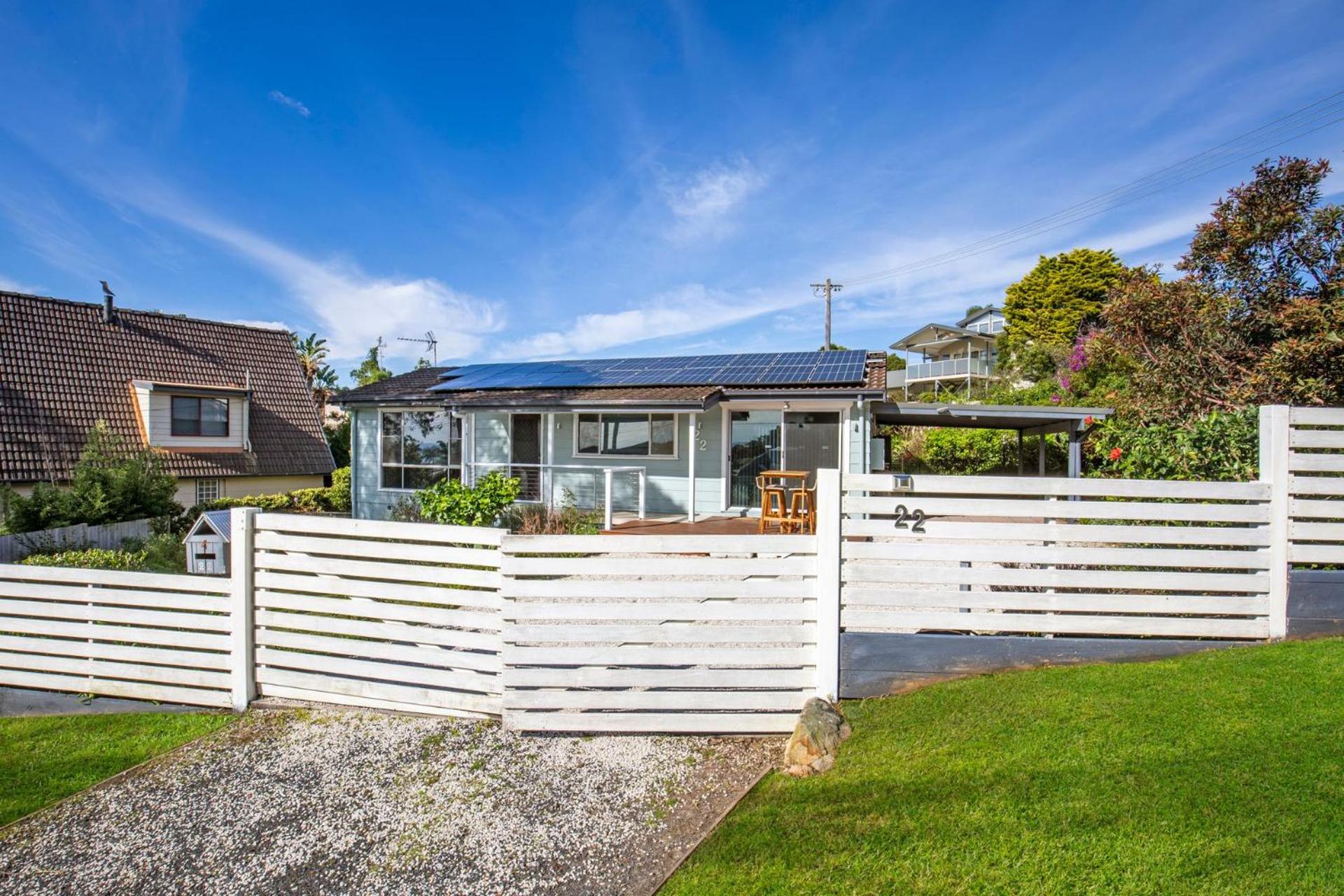 WindanSea Cottage Pet Friendly Ocean Glimpses