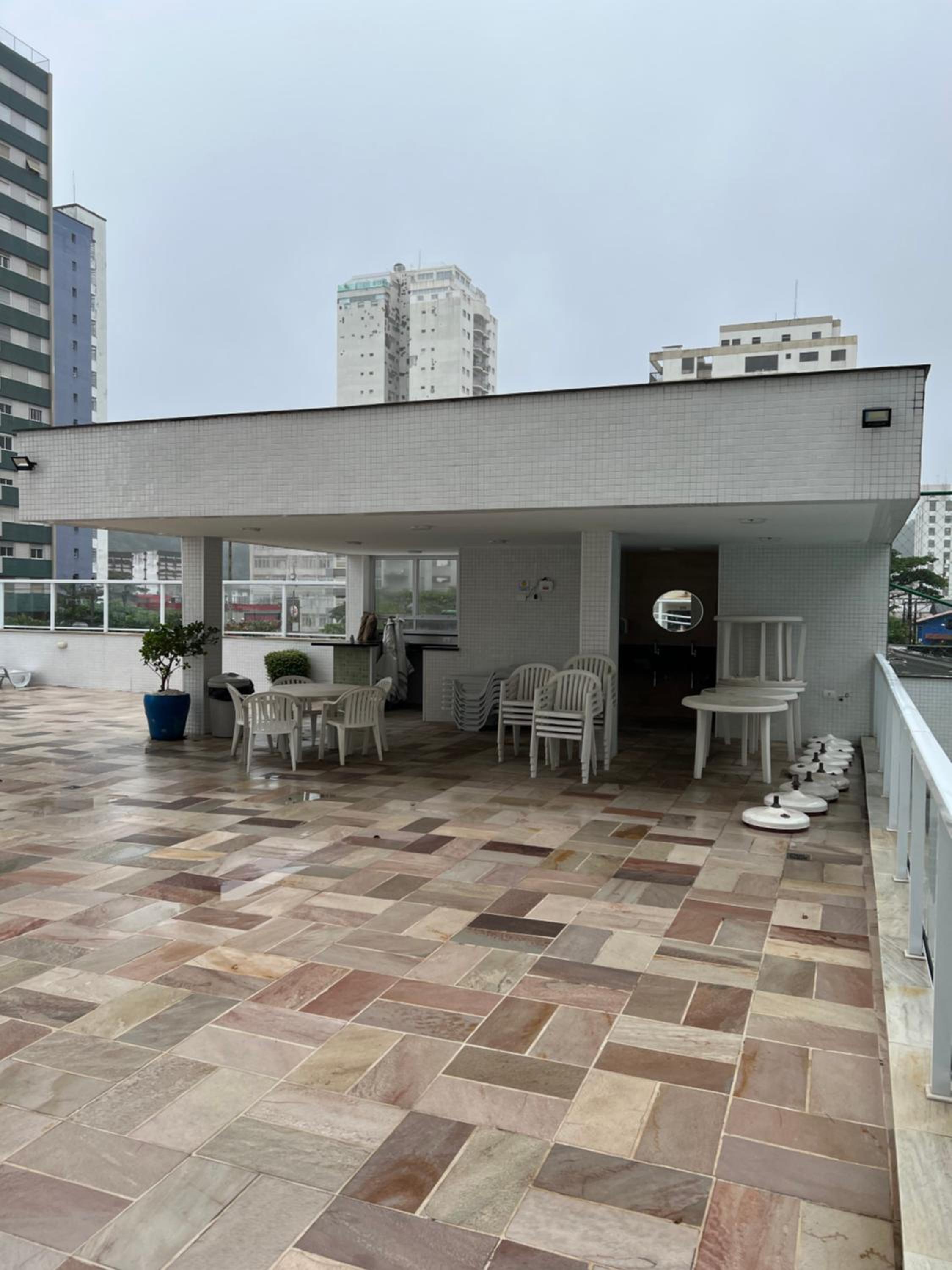 Apartamento Pitangueiras Ed. Quatier