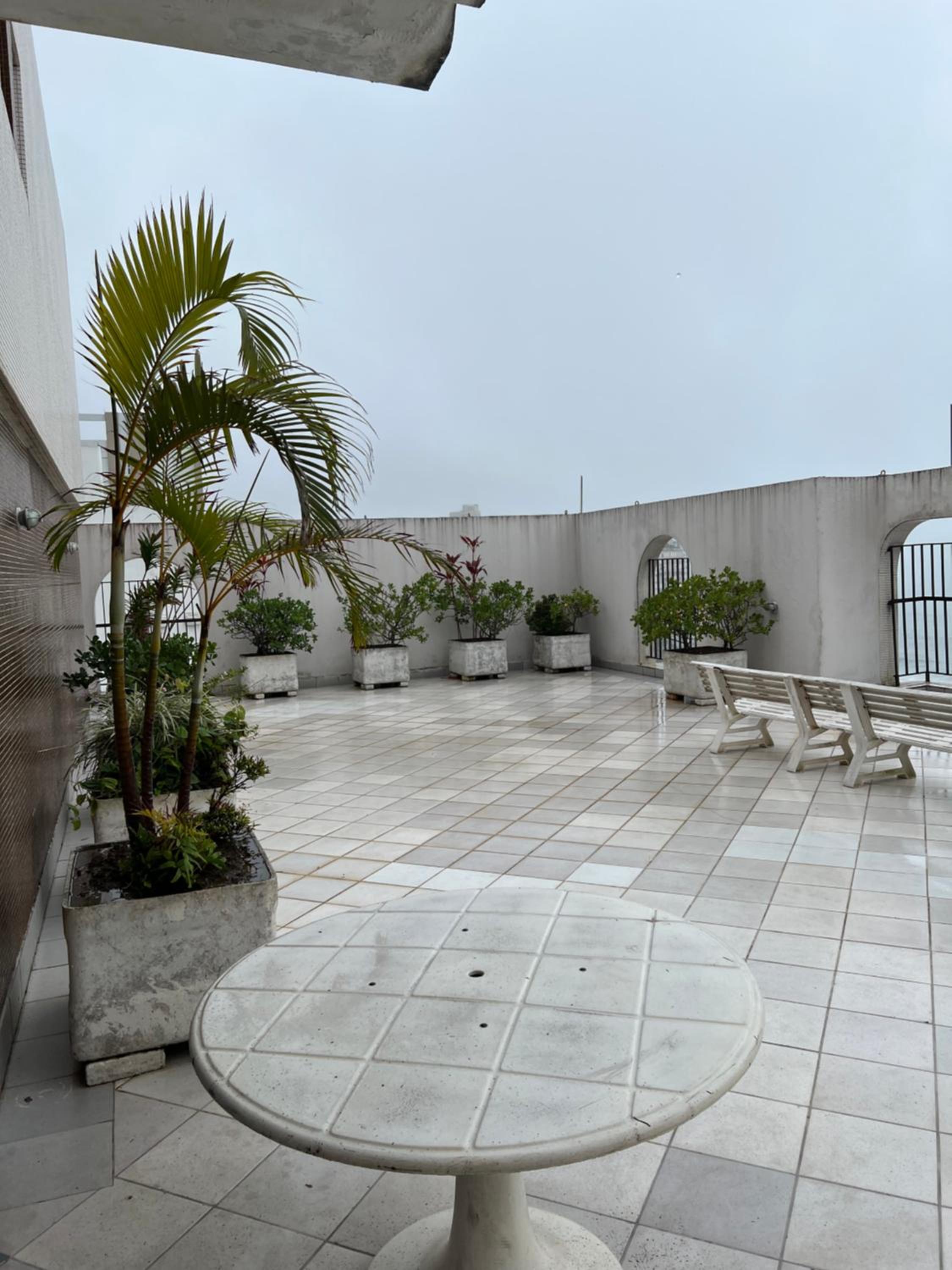 Apartamento Pitangueiras Ed. Quatier