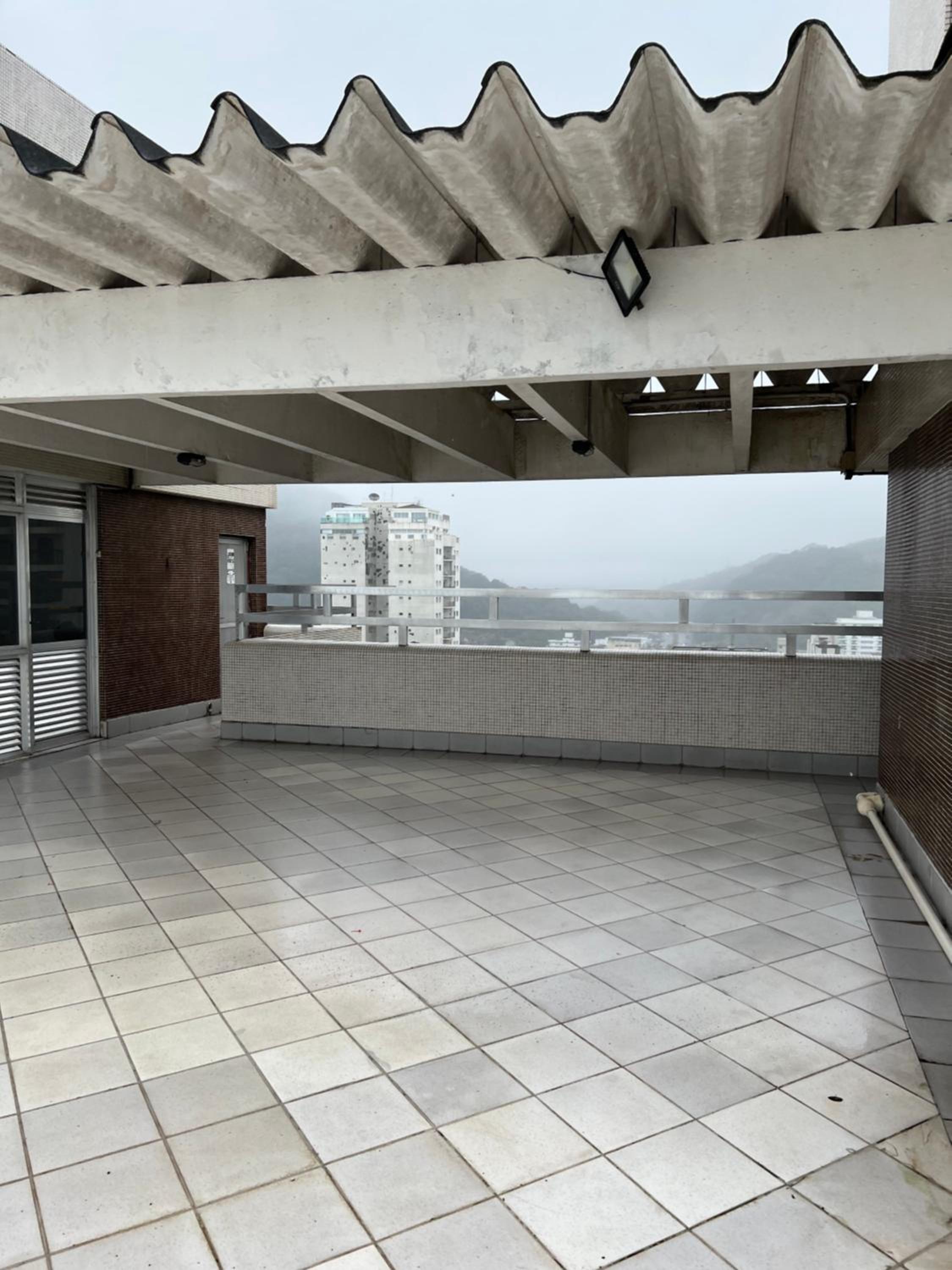 Apartamento Pitangueiras Ed. Quatier