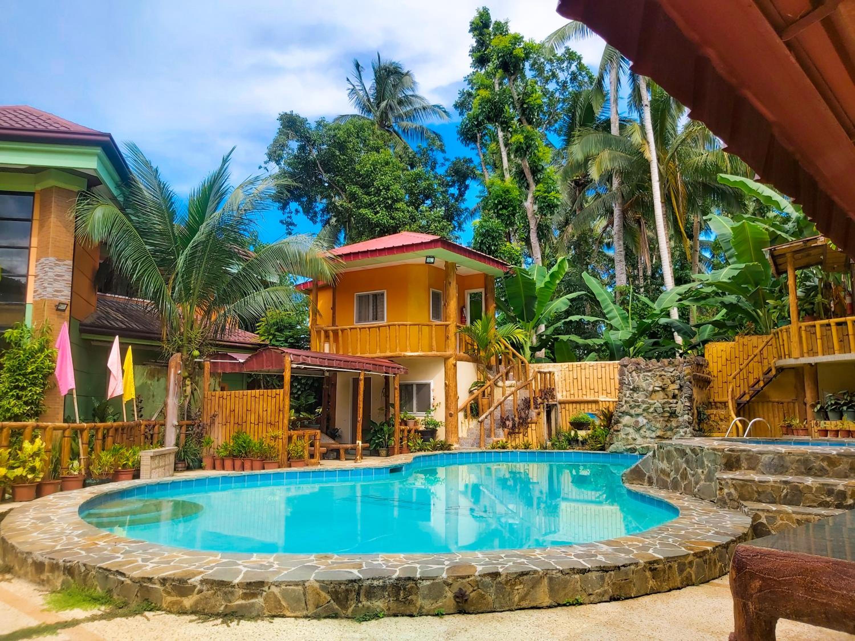 Stefanie Grace Inn