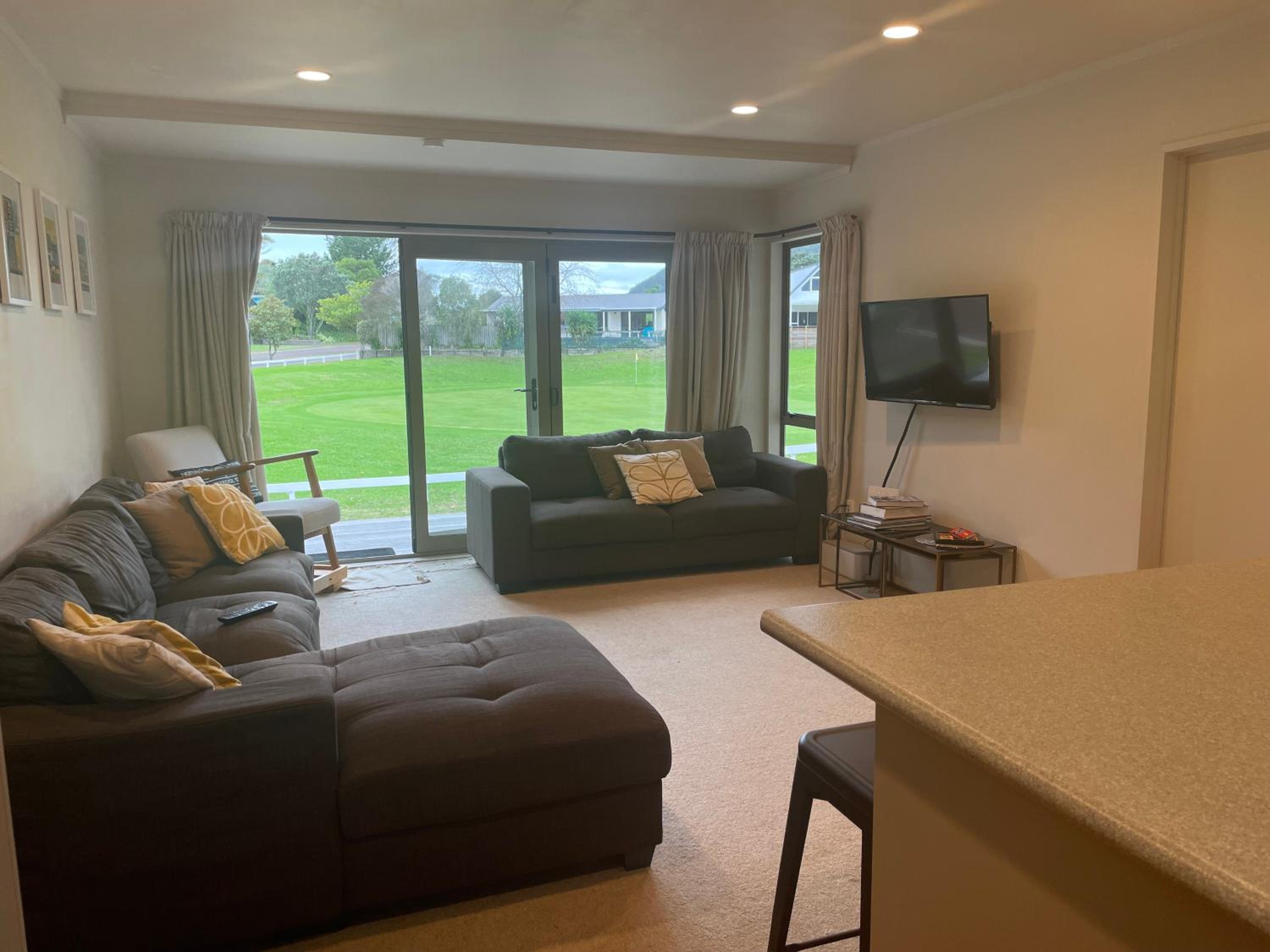 On The Green - Pauanui Holiday Home view 3