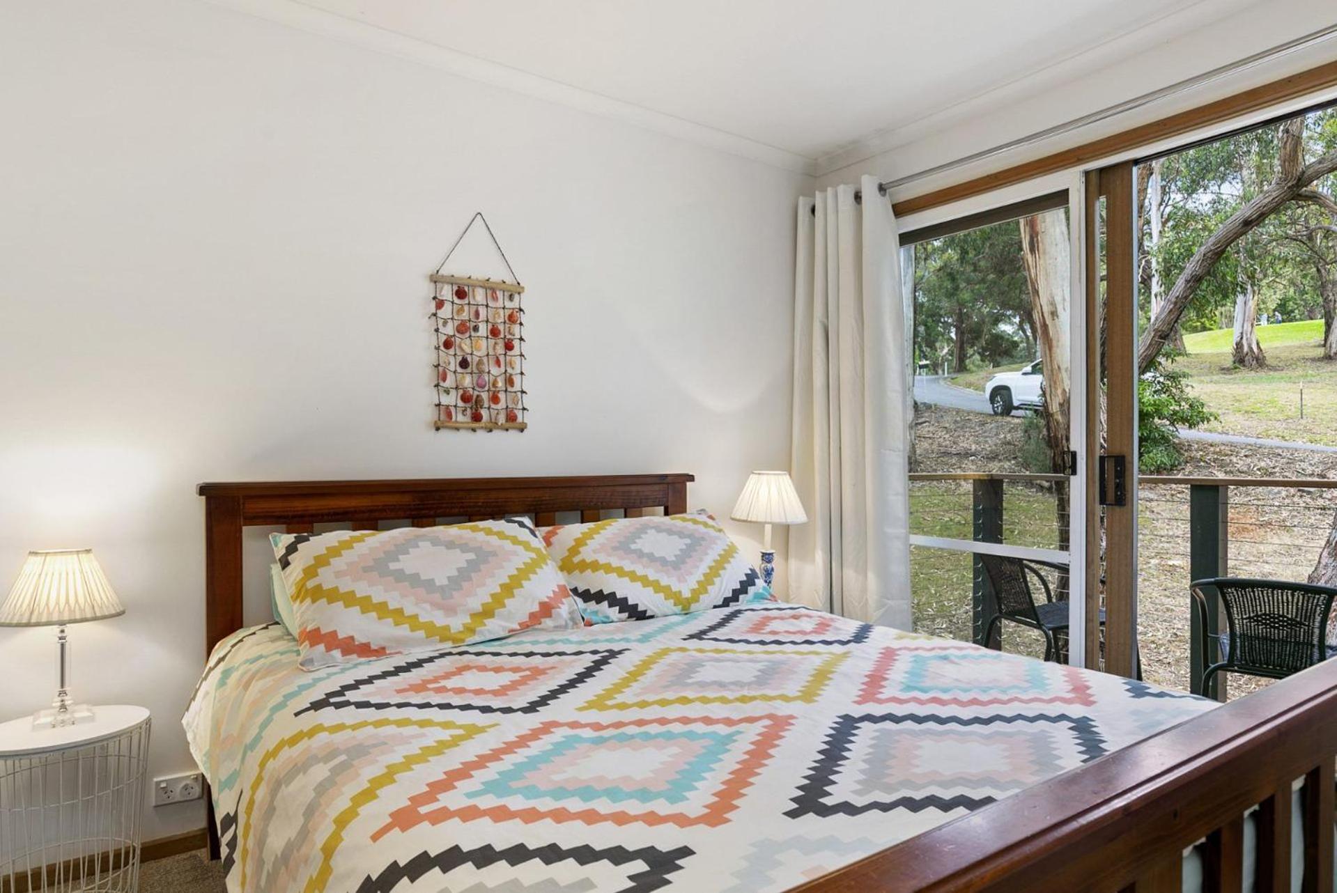 Oceans Course - BYO Linen