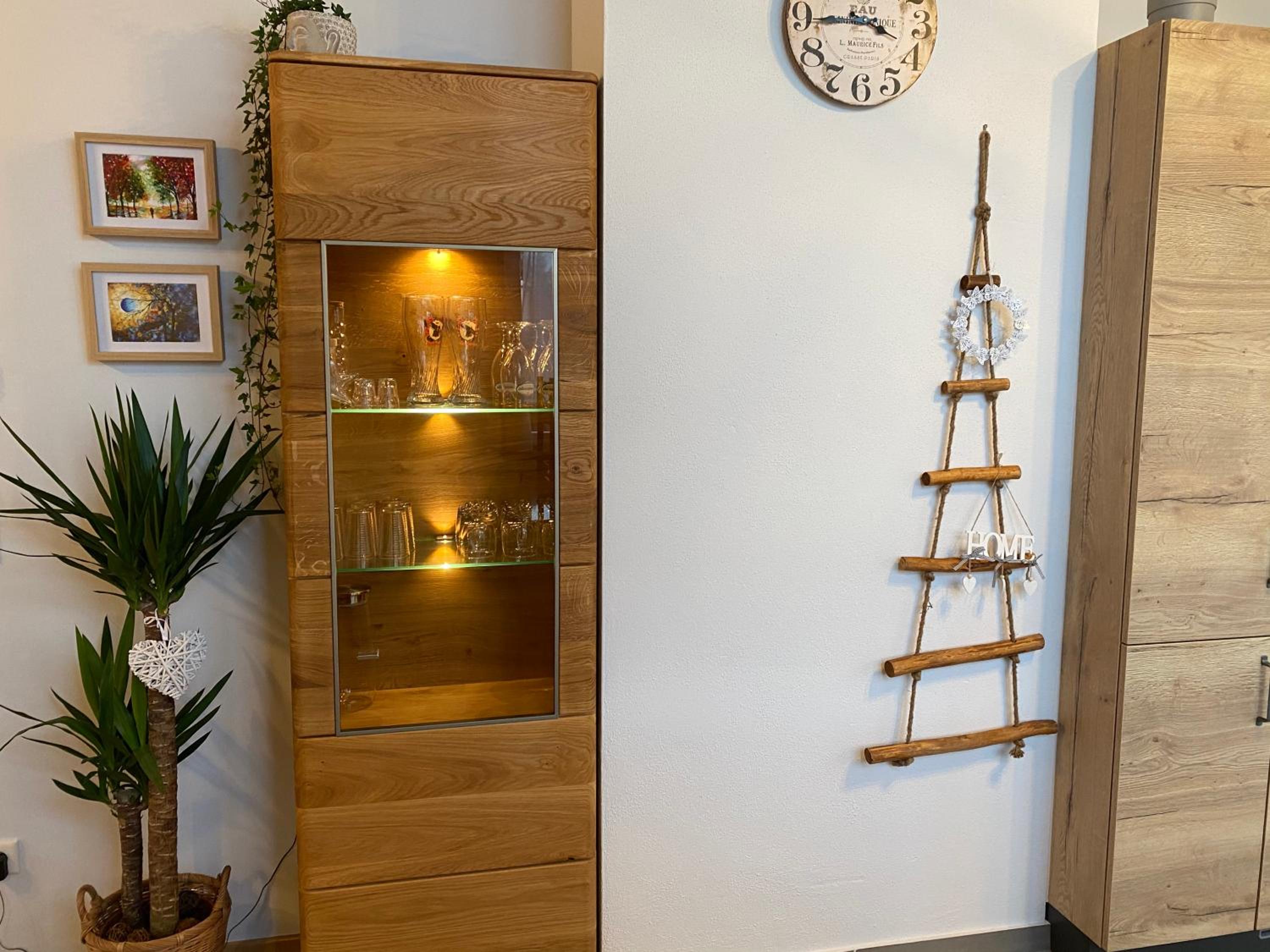 Moderne Kaminstube