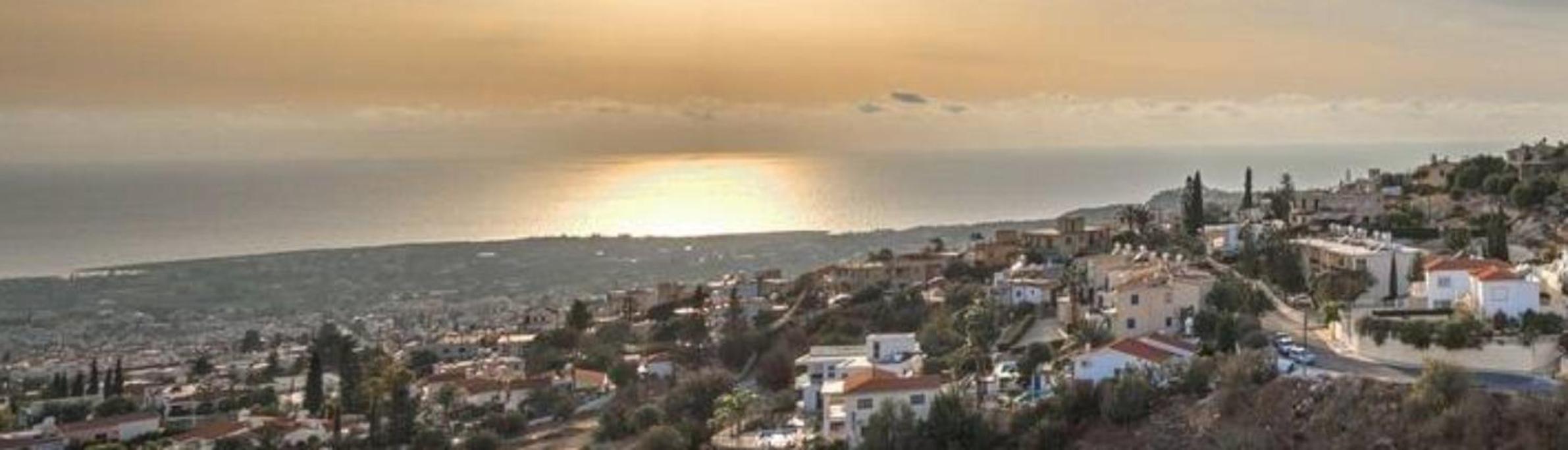 Panoramic Holidays - Deluxe 1