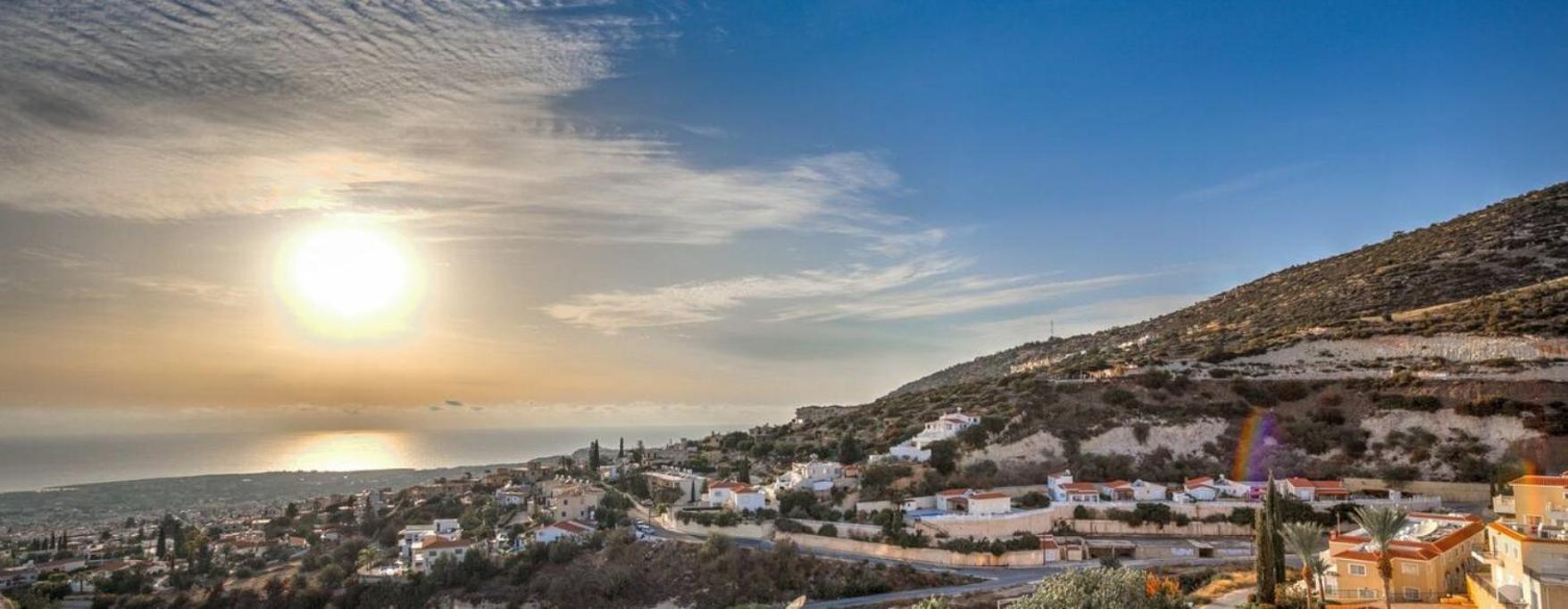 Panoramic Holidays - Deluxe 1