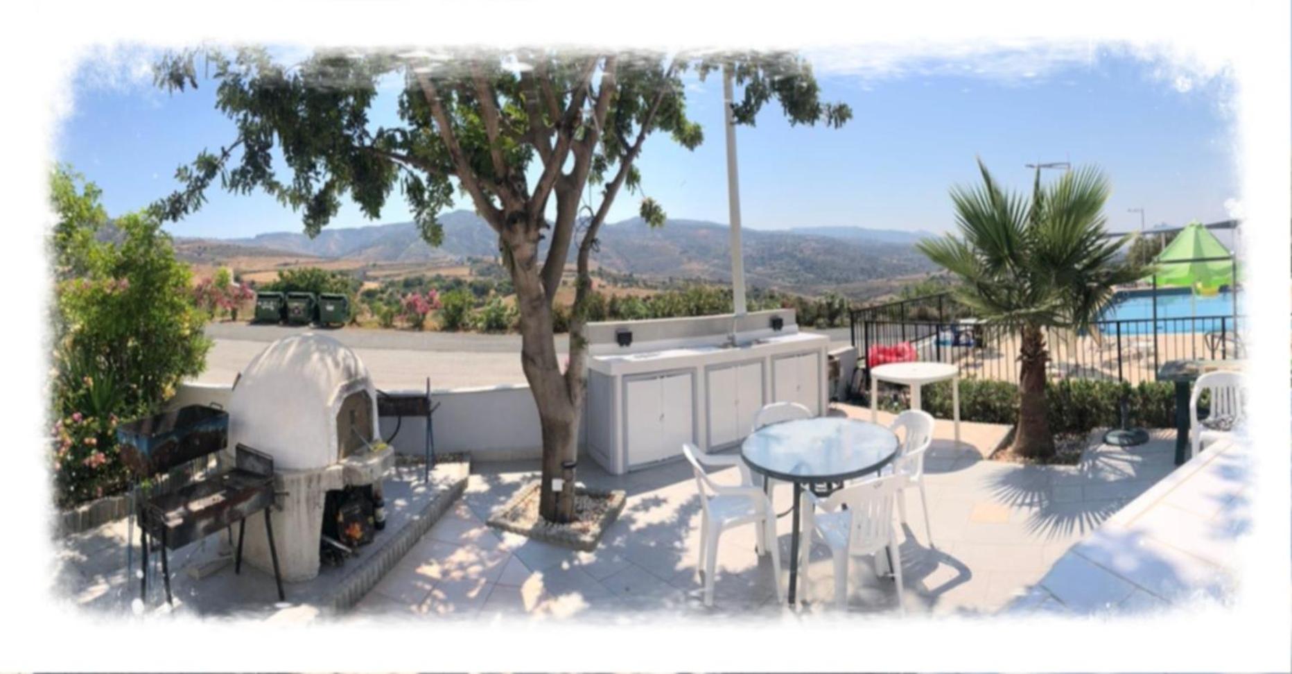 Panoramic Holidays - Deluxe 1