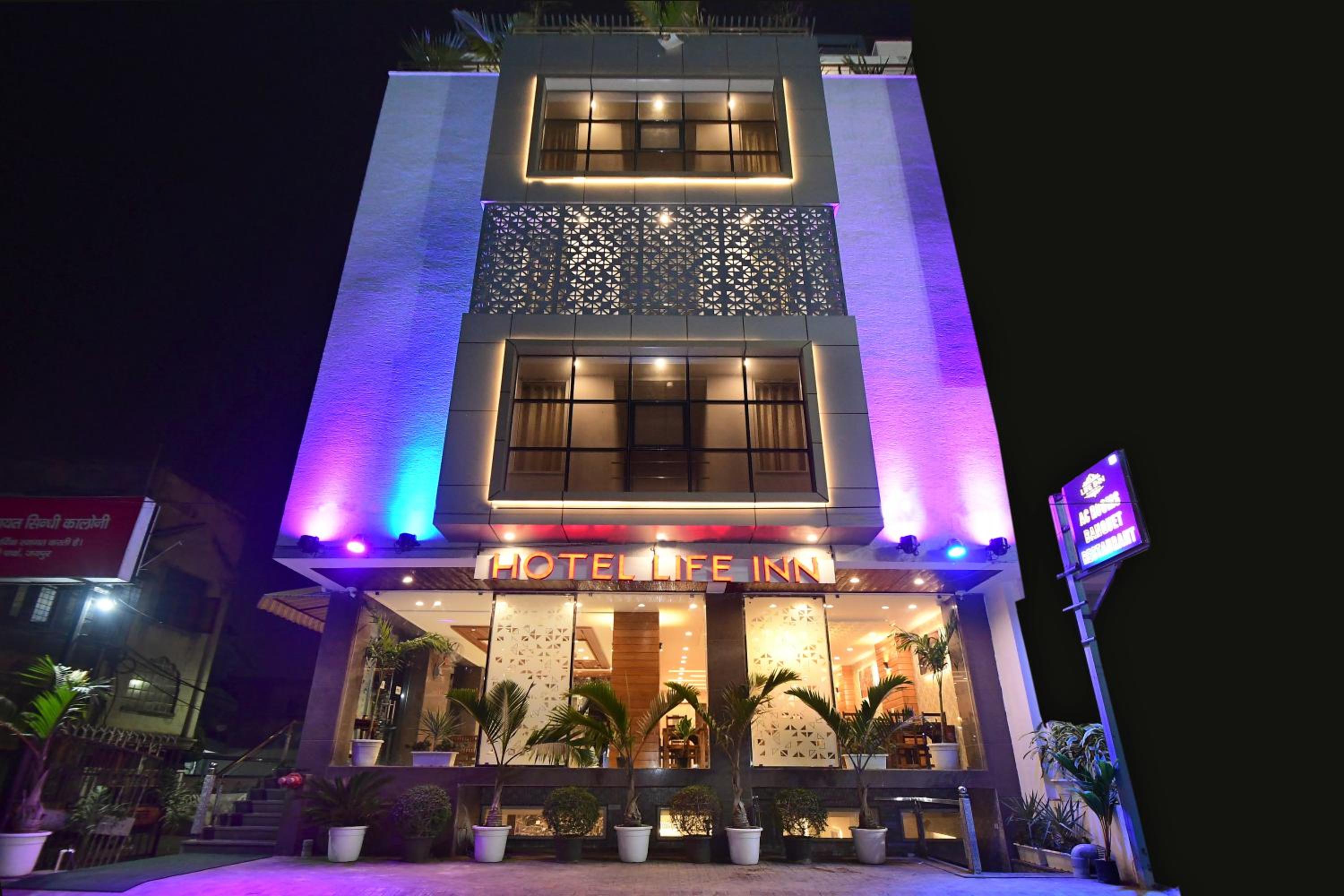 Hotel Life Inn