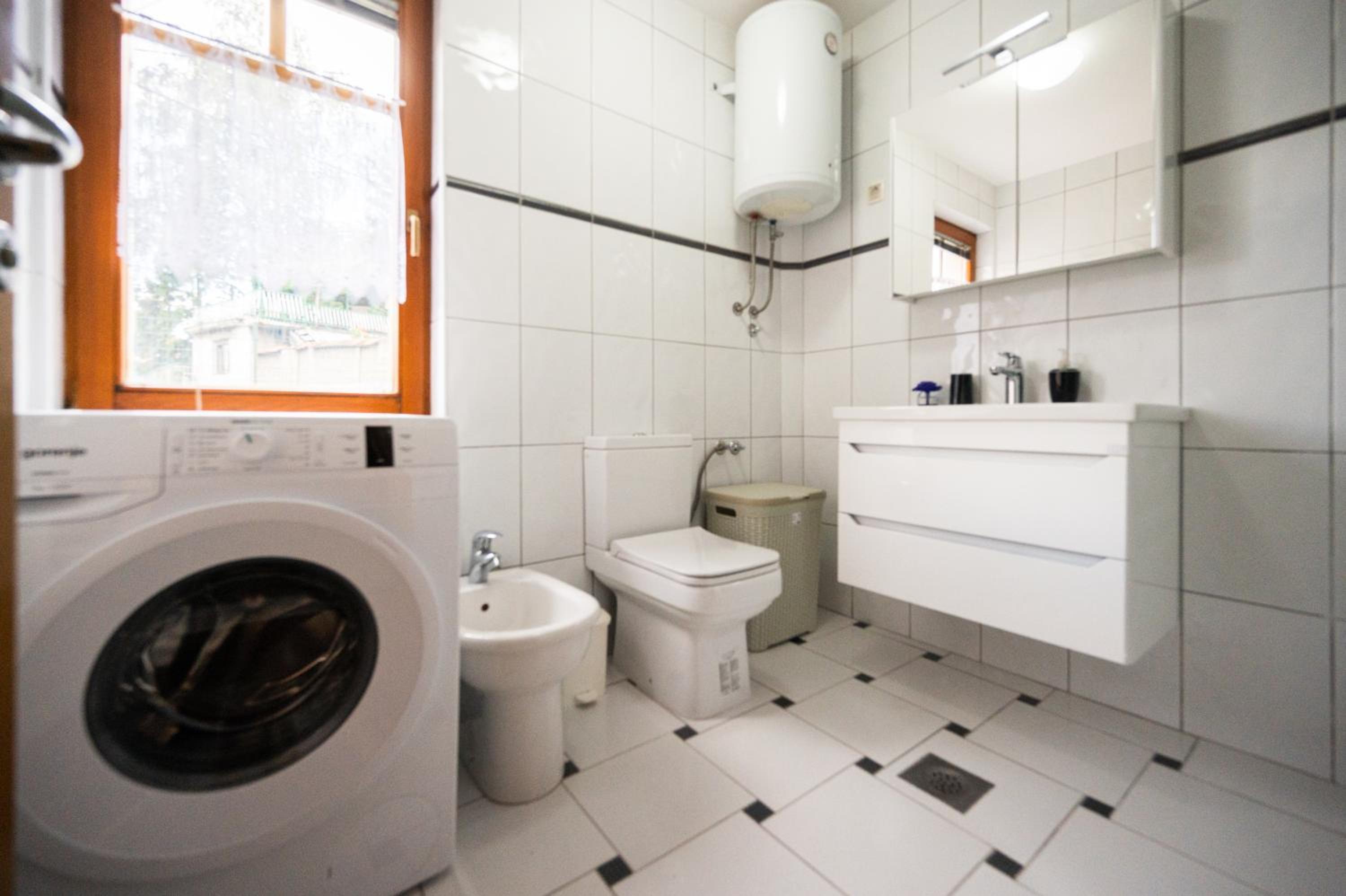 Duplex Apartment for up to 12 people- Old Town
