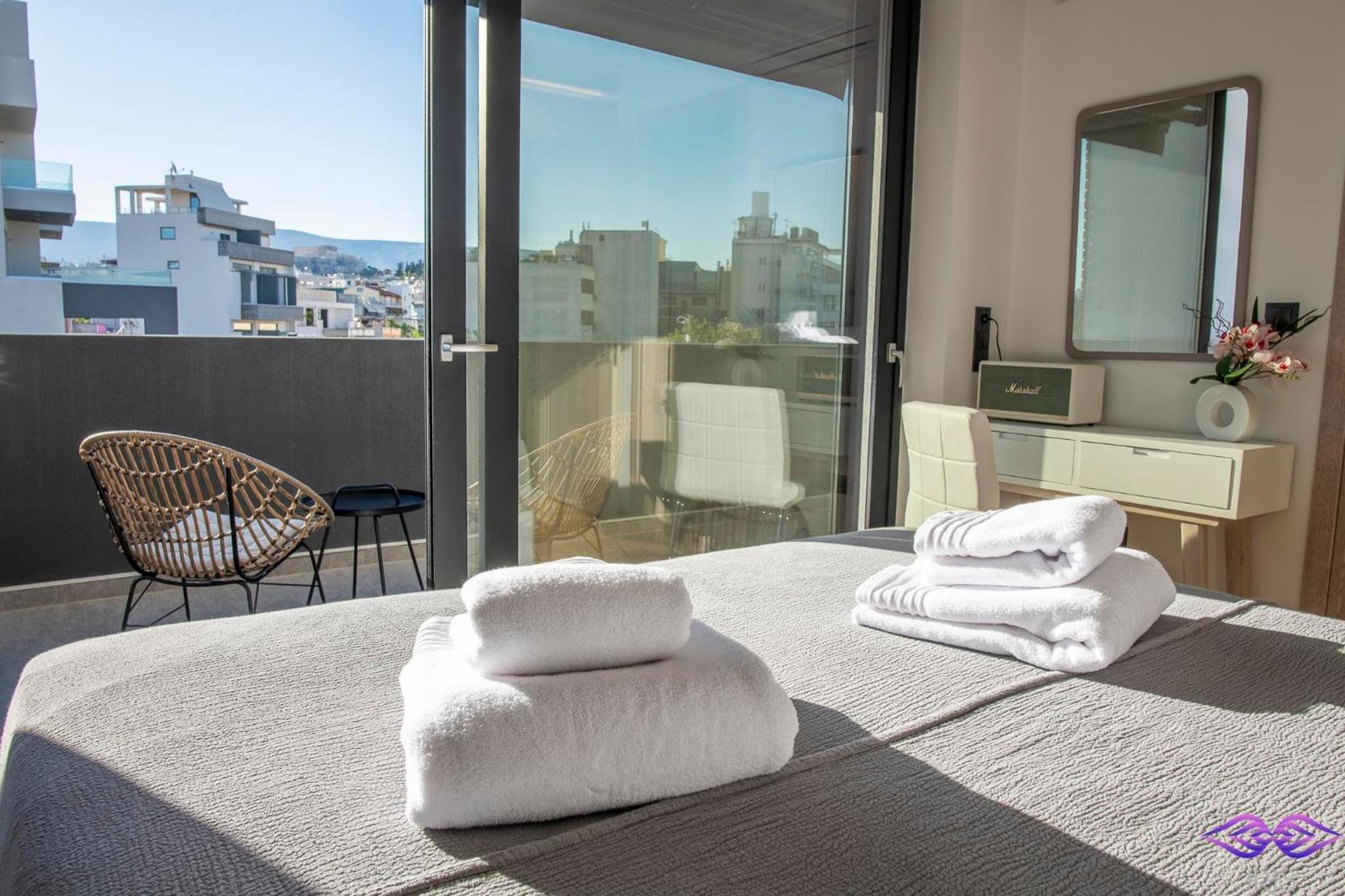 Iris Penthouse - Luxury Acropolis View and Jacuzzi