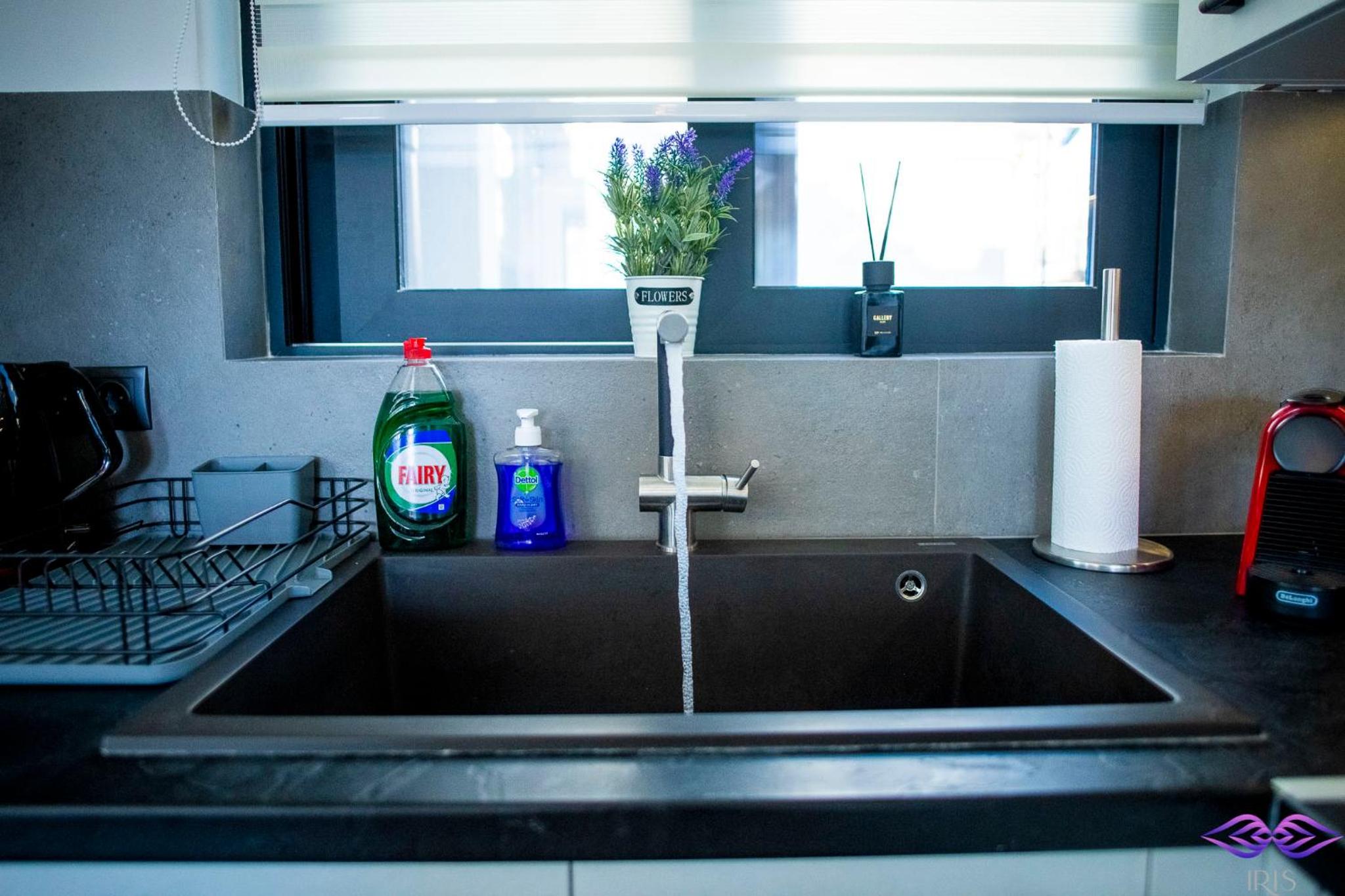 Iris Penthouse - Luxury Acropolis View and Jacuzzi