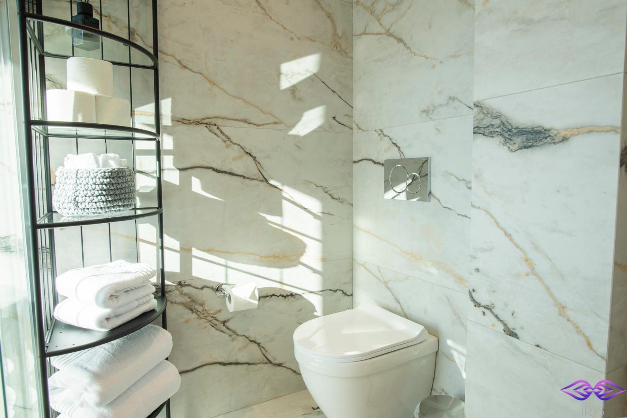 Iris Penthouse - Luxury Acropolis View and Jacuzzi
