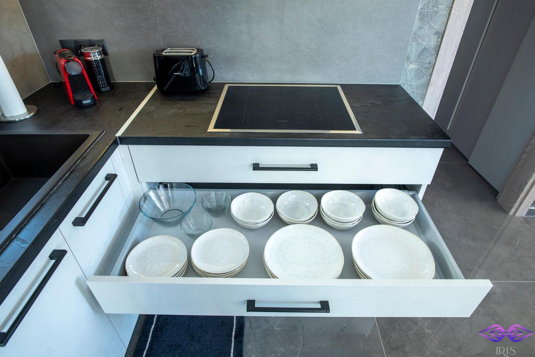 Iris Penthouse - Luxury Acropolis View and Jacuzzi
