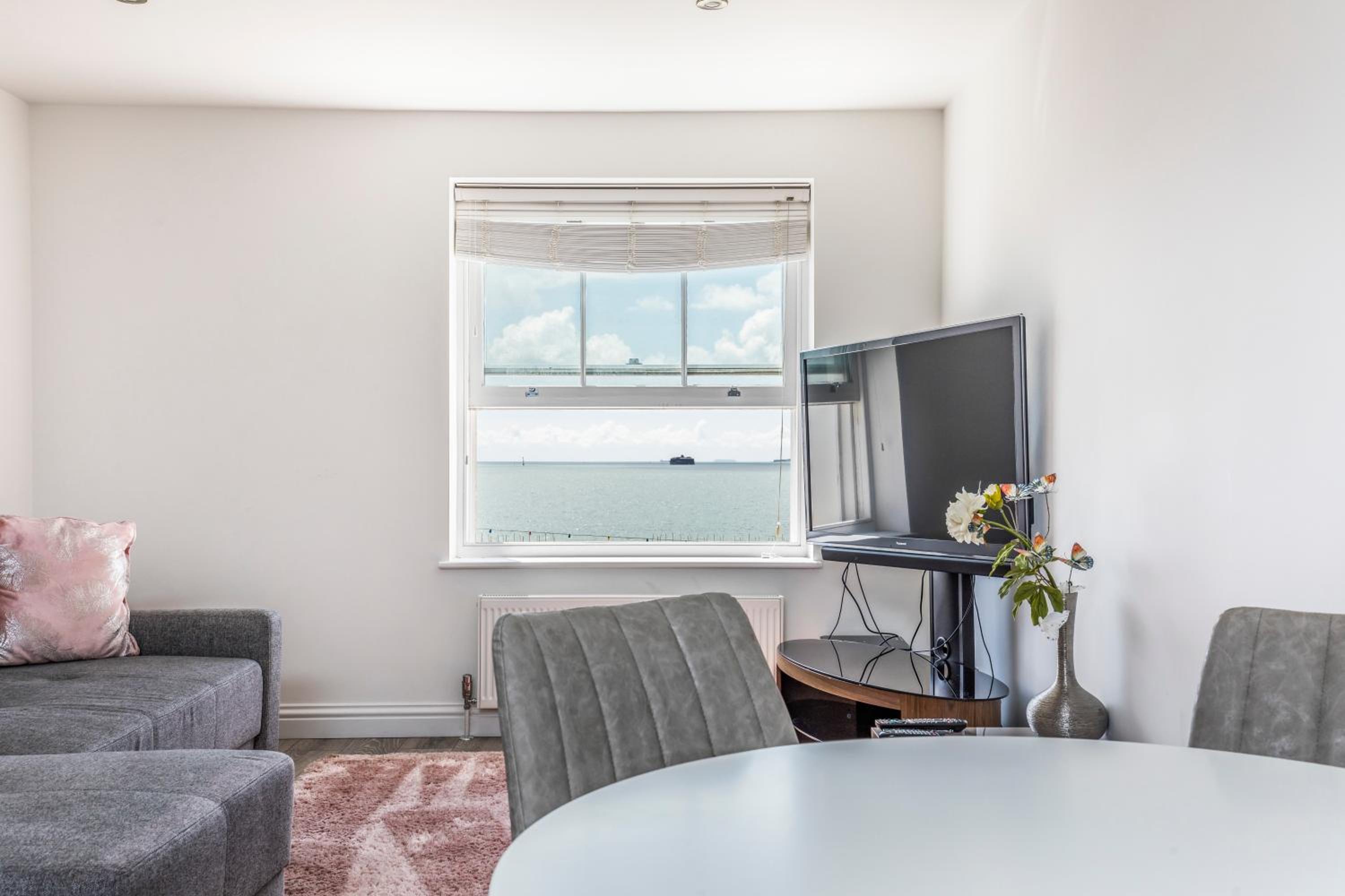 Seafront 2 Bedroom Apartment view 2