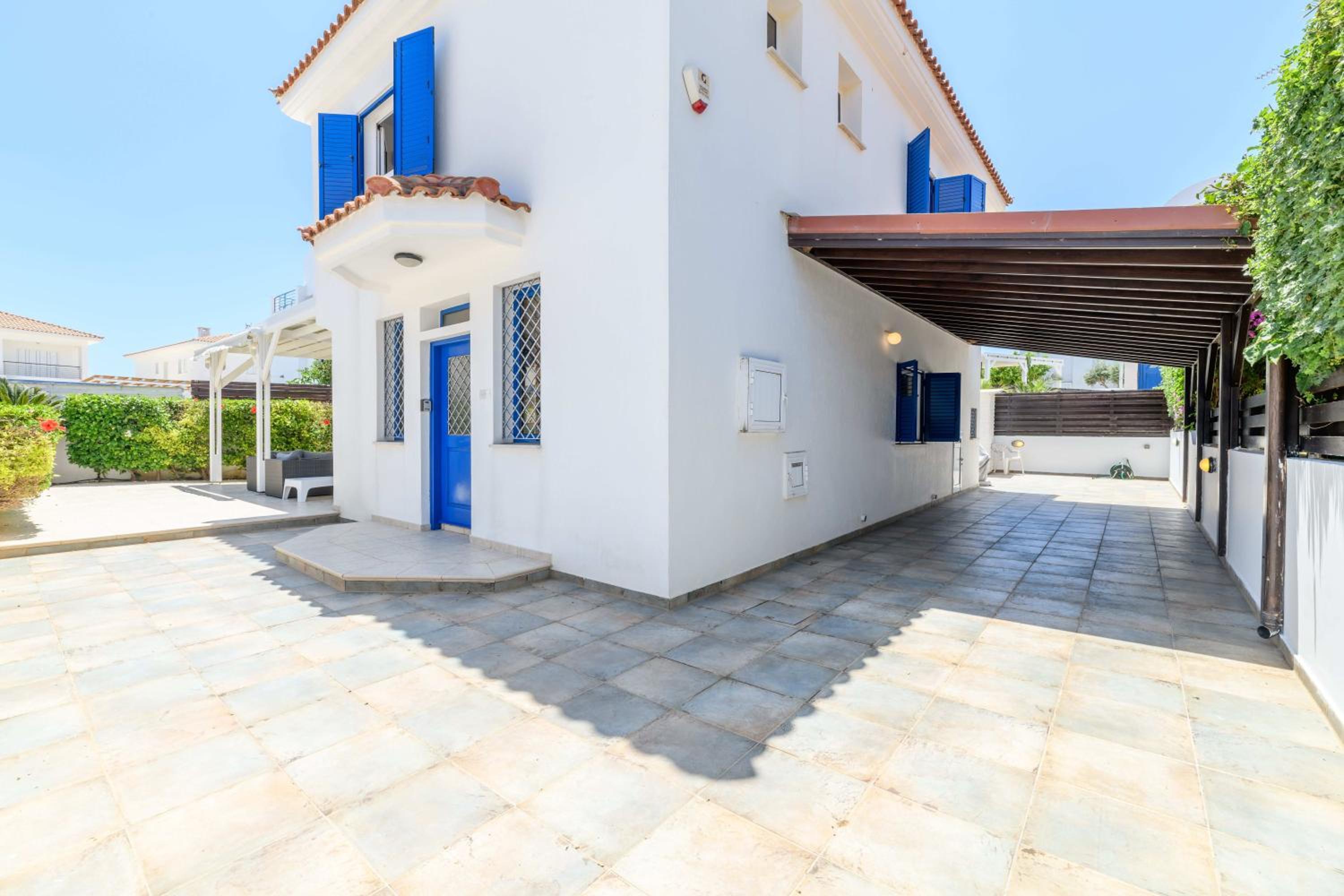 Villa Serena Springs by Ezoria Villas view 4