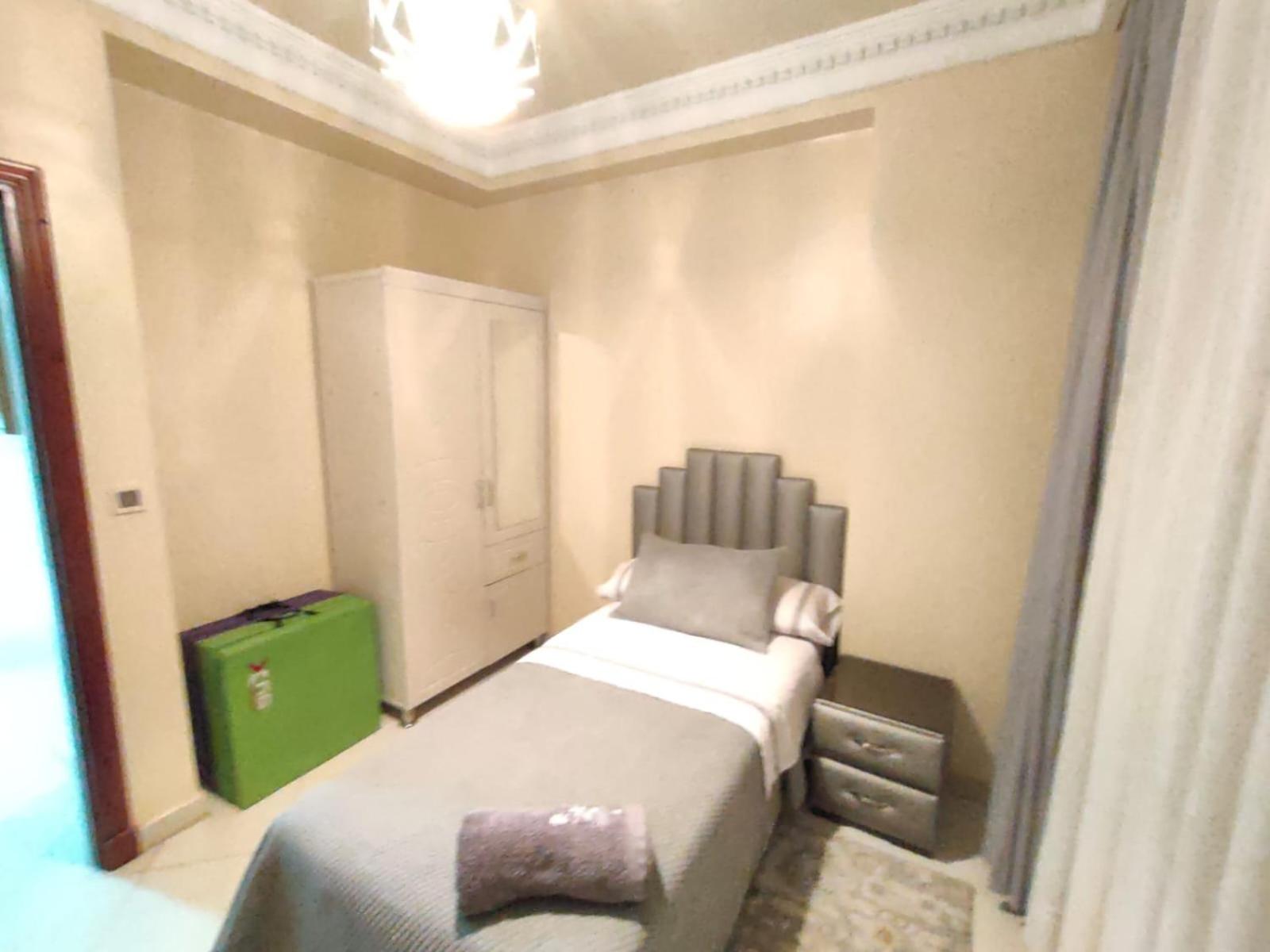 New Luxury Apartment, 3 Bed, 7Mins to Beach - Aida view 4