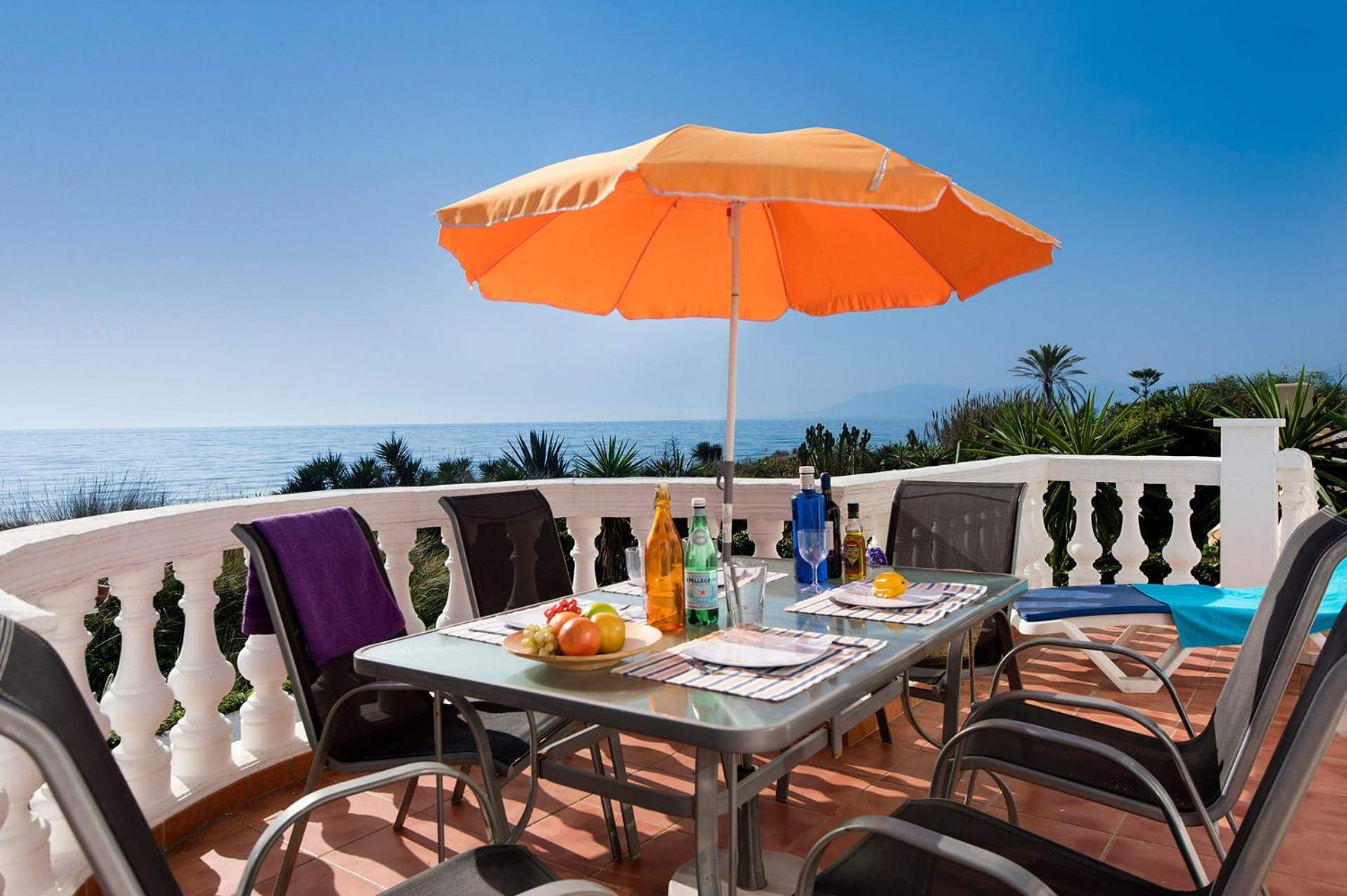 Villa Pedrosol by Villa Plus