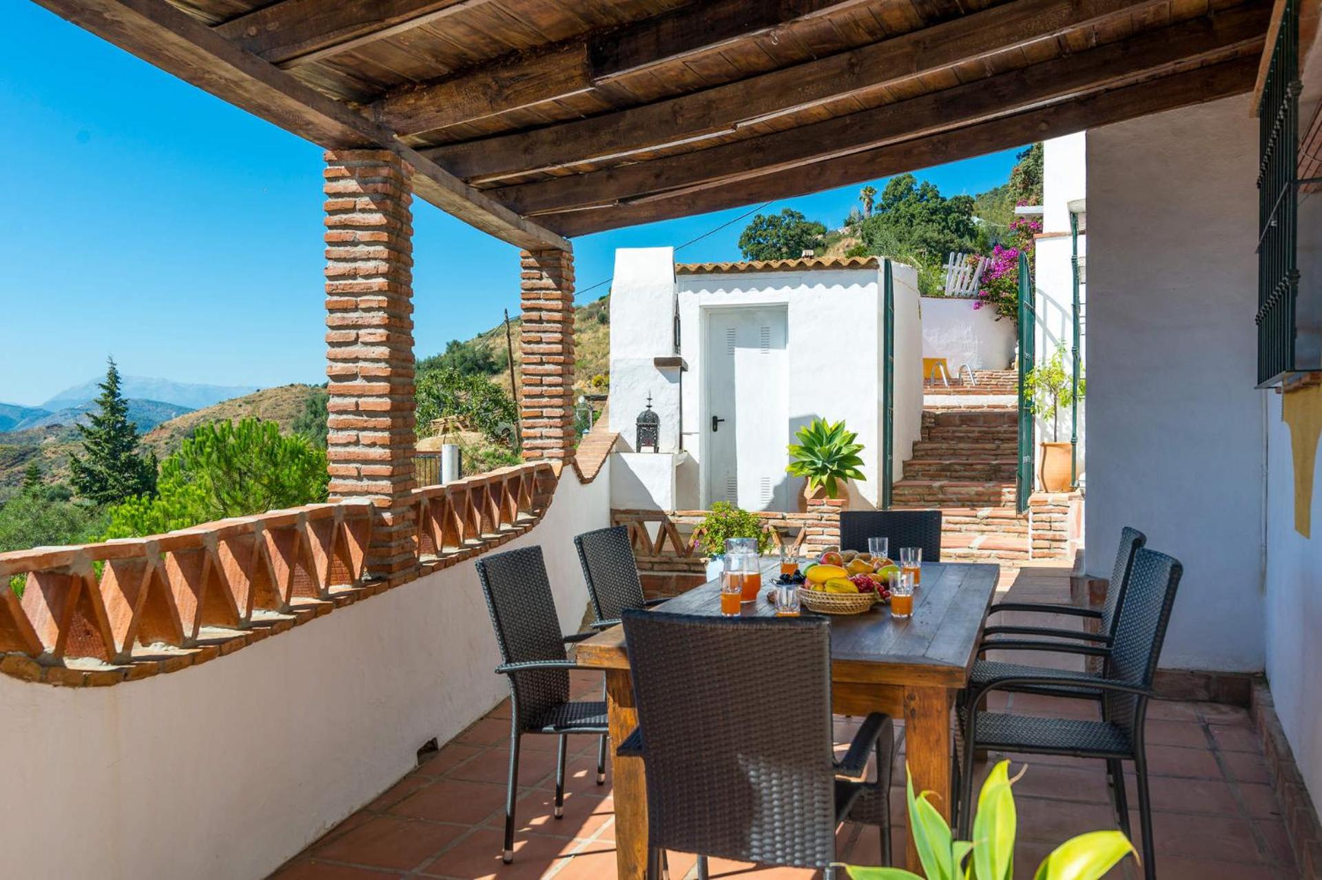 Villa Encinas by Villa Plus